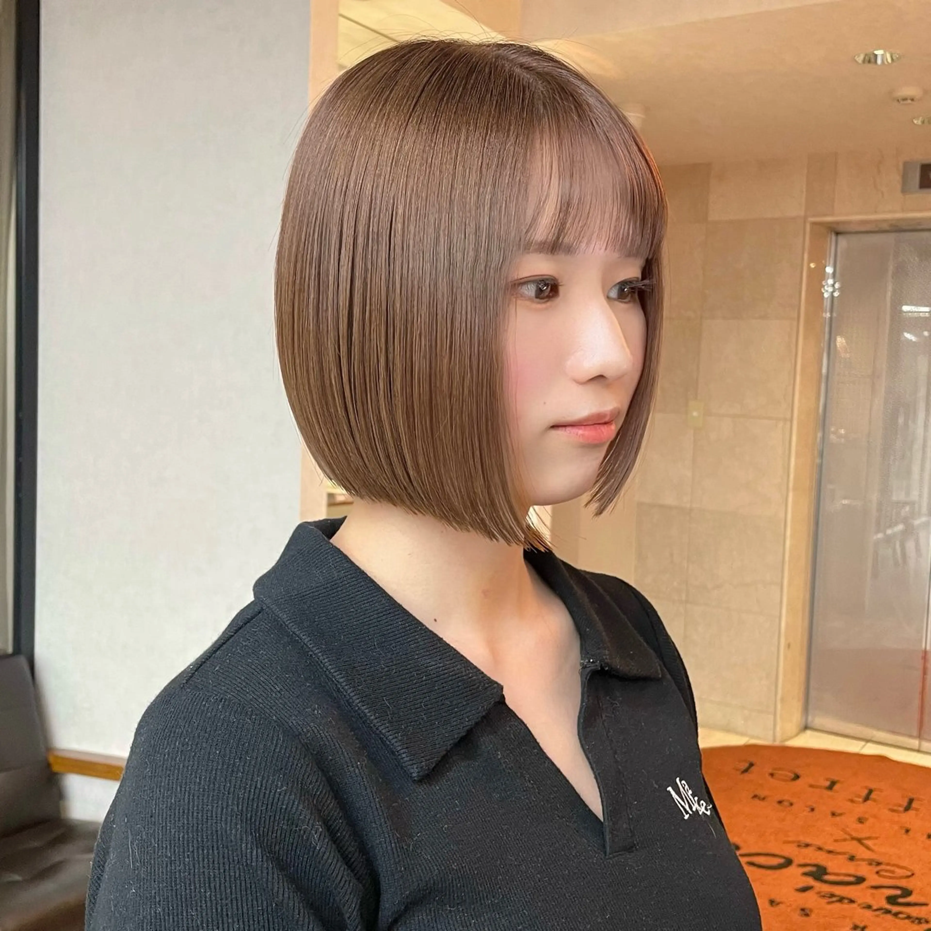 ショート カラー カット ヘアカラー 透明感/ベージュ/ 艶髪/ボブ🫧門脇由のヘアスタイル