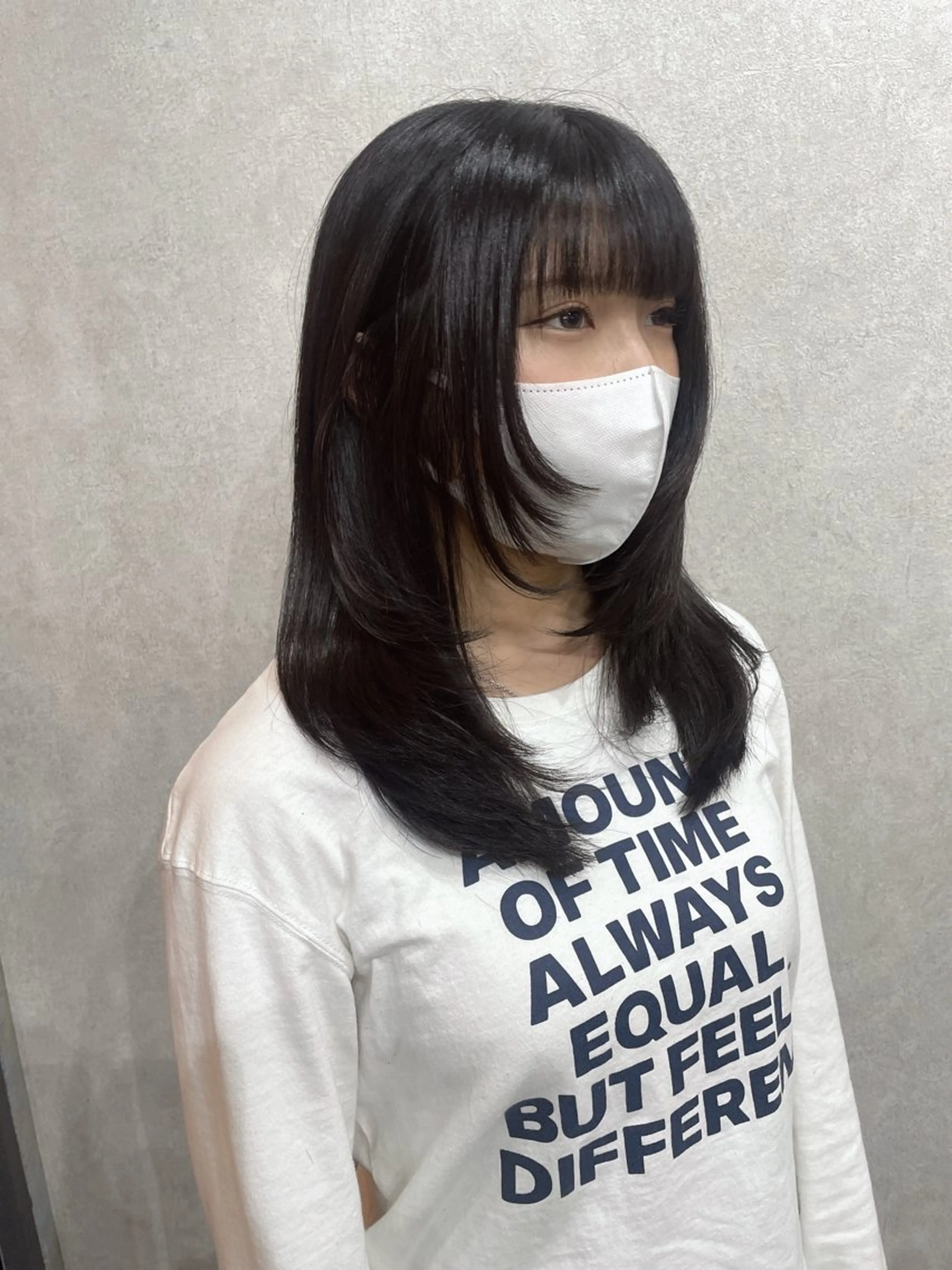 セミロング カラー レイヤーカット AIRI layer cut hairのヘアスタイル