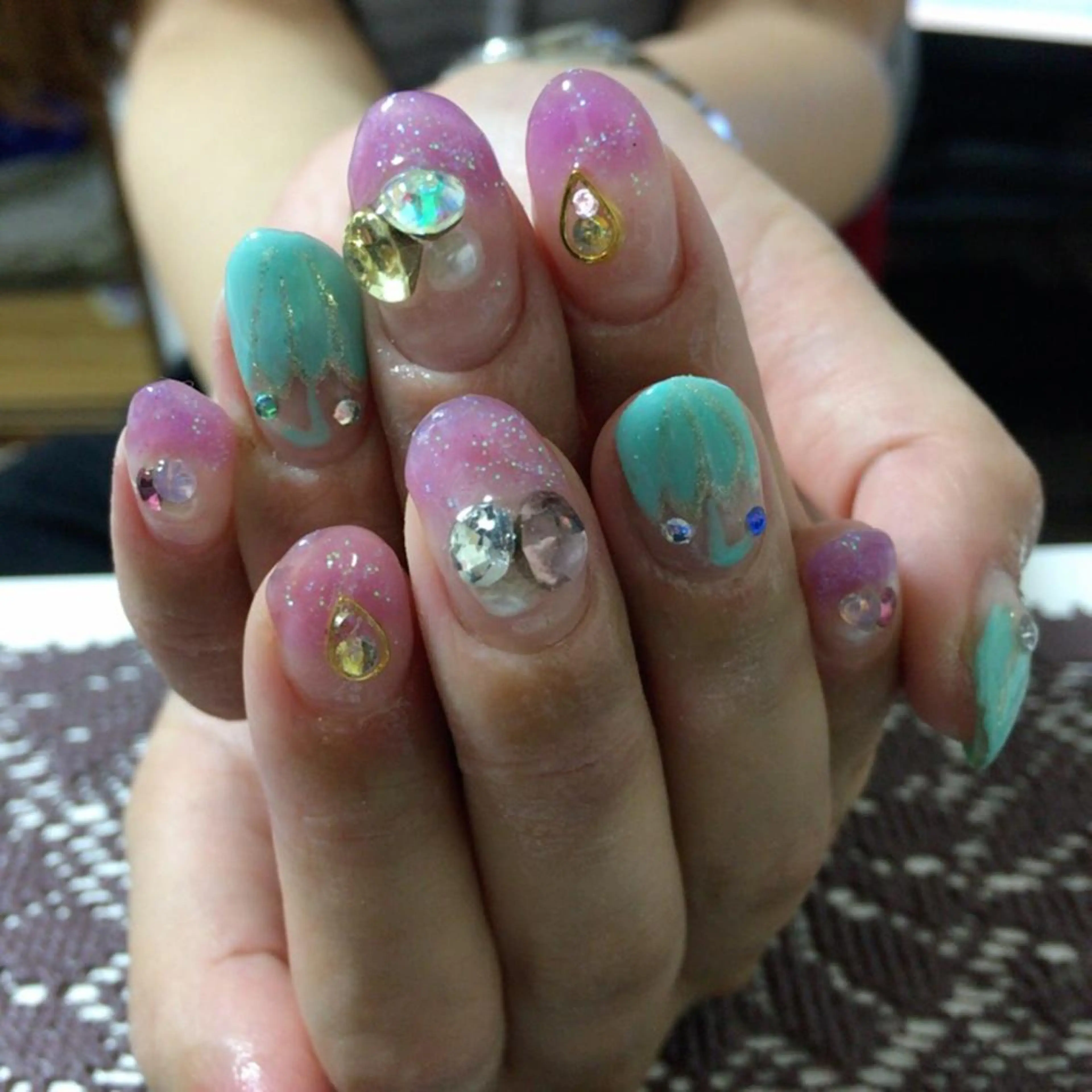 ネイル 藤 あやのネイルデザイン