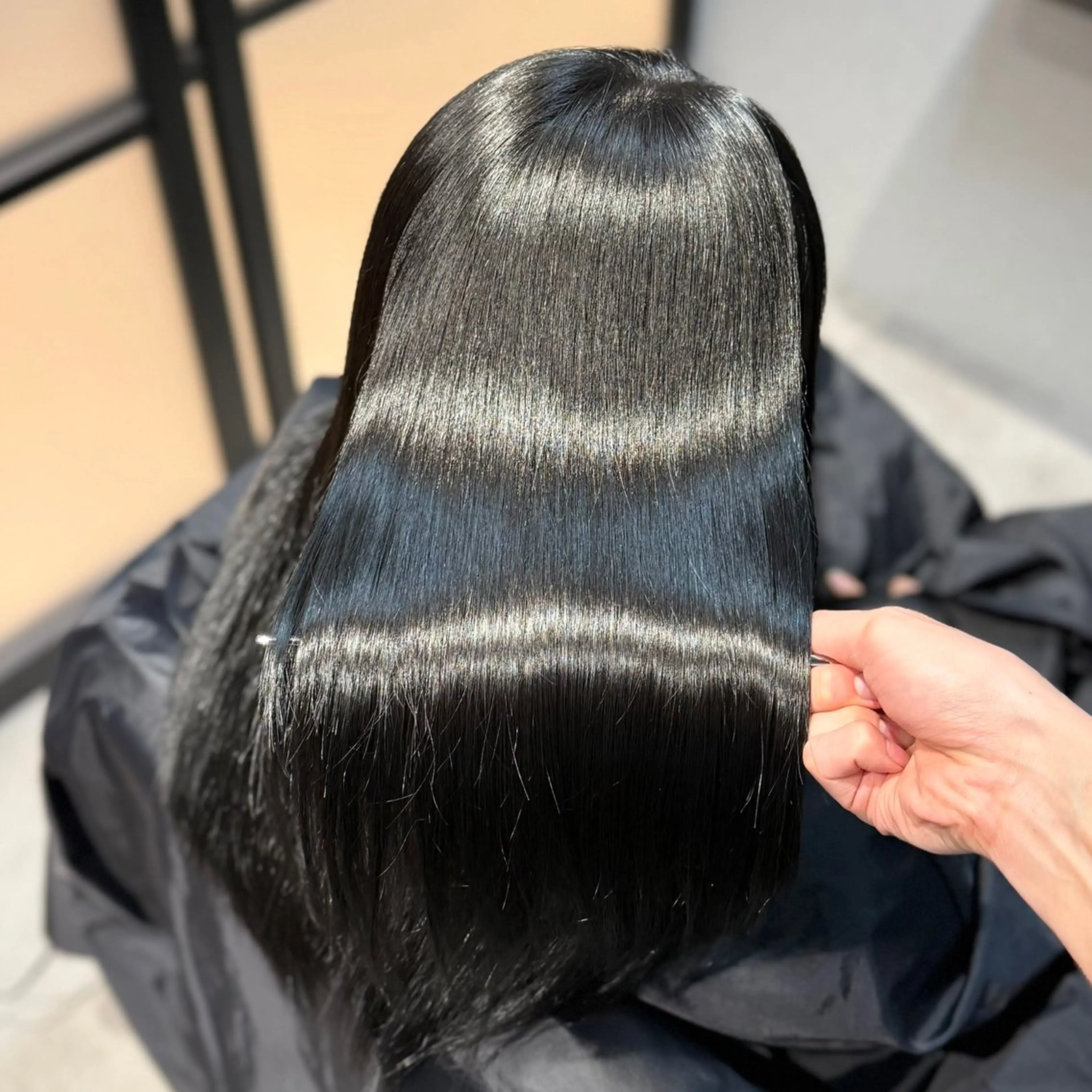 ロング カラー 黒髪 透明感カラー グレージュ オリーブカラー 髪質改善 ヘアカラー トリートメント ブリーチなし I 髪質改善Ⅰたつやのヘアスタイル