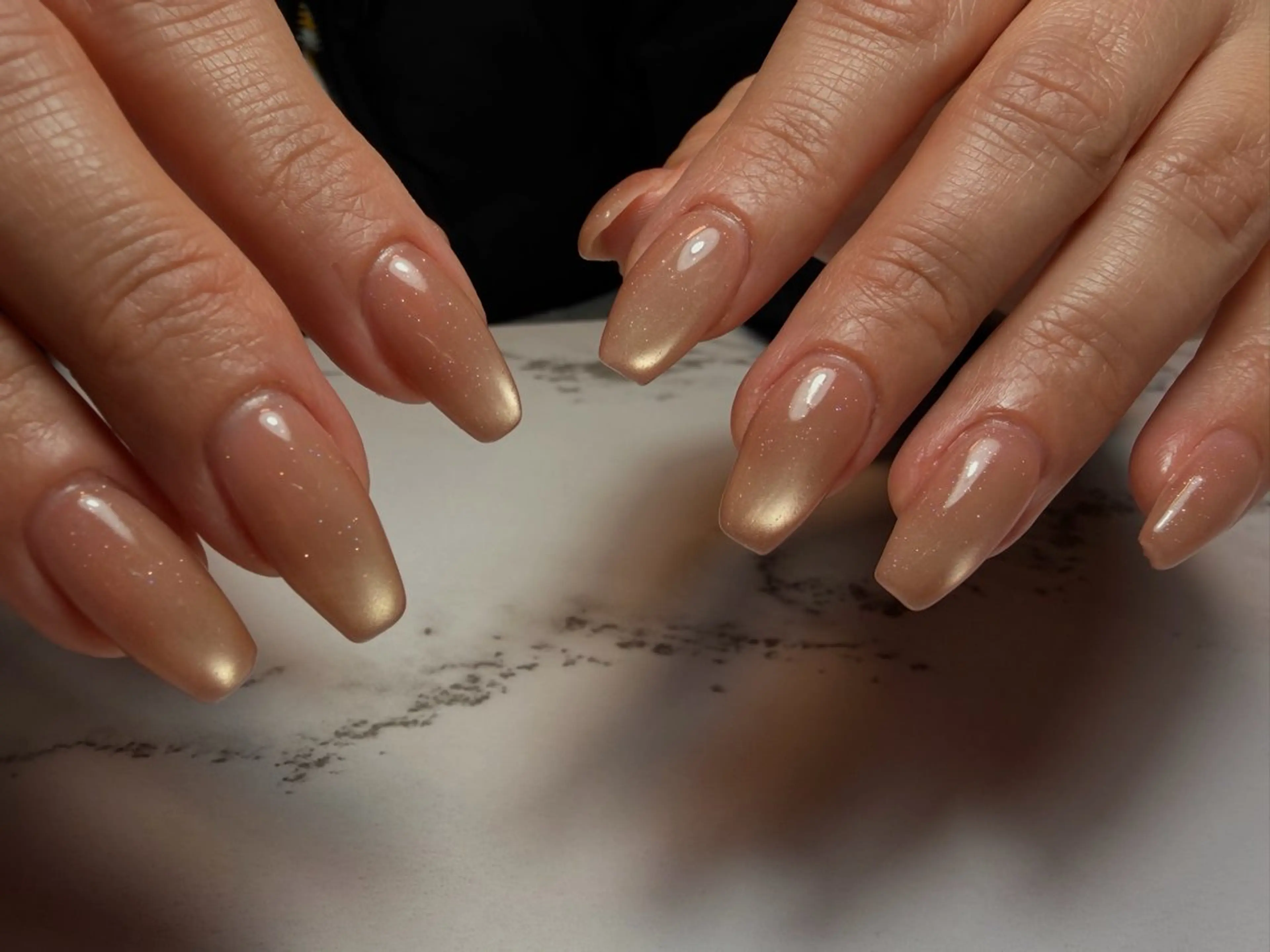 ネイル マグネットネイル Mano Nailのネイルデザイン