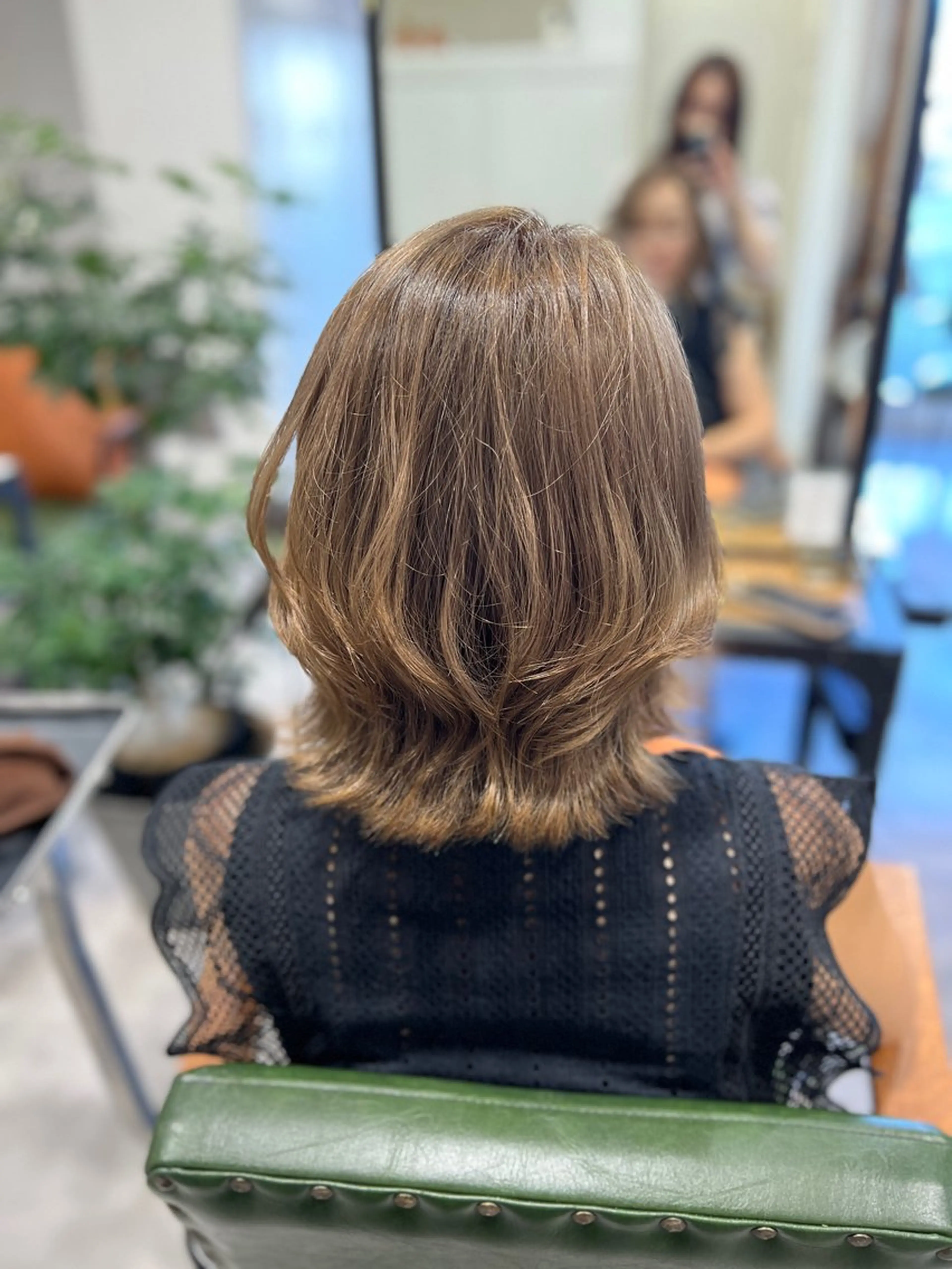 ミディアム カラー カット ヘアカラー トリートメント 韓国風レイヤー ∕ 大隣 里桜のヘアスタイル