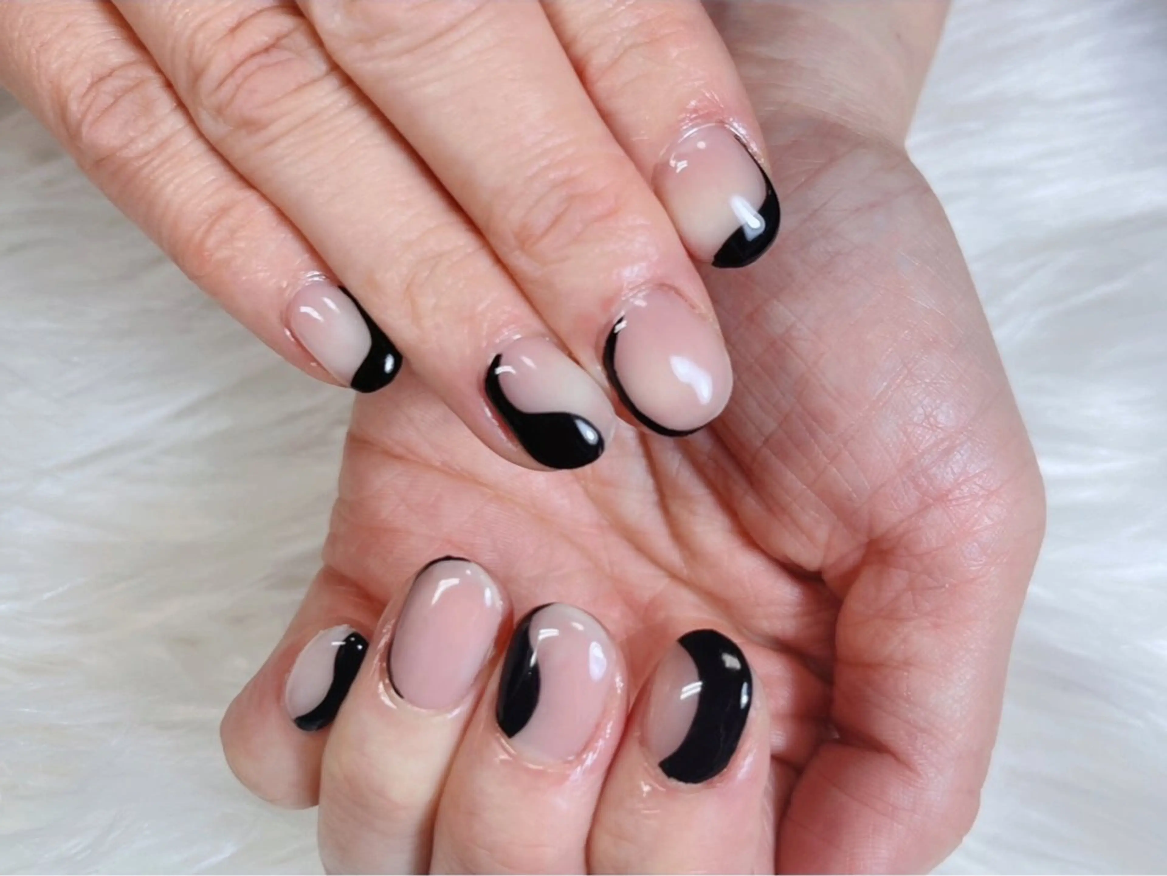 ネイル ハンドネイル エアルネイル&アイラッシュ所属・エアル ネイル&アイラッシュのマツエク・マツパデザイン