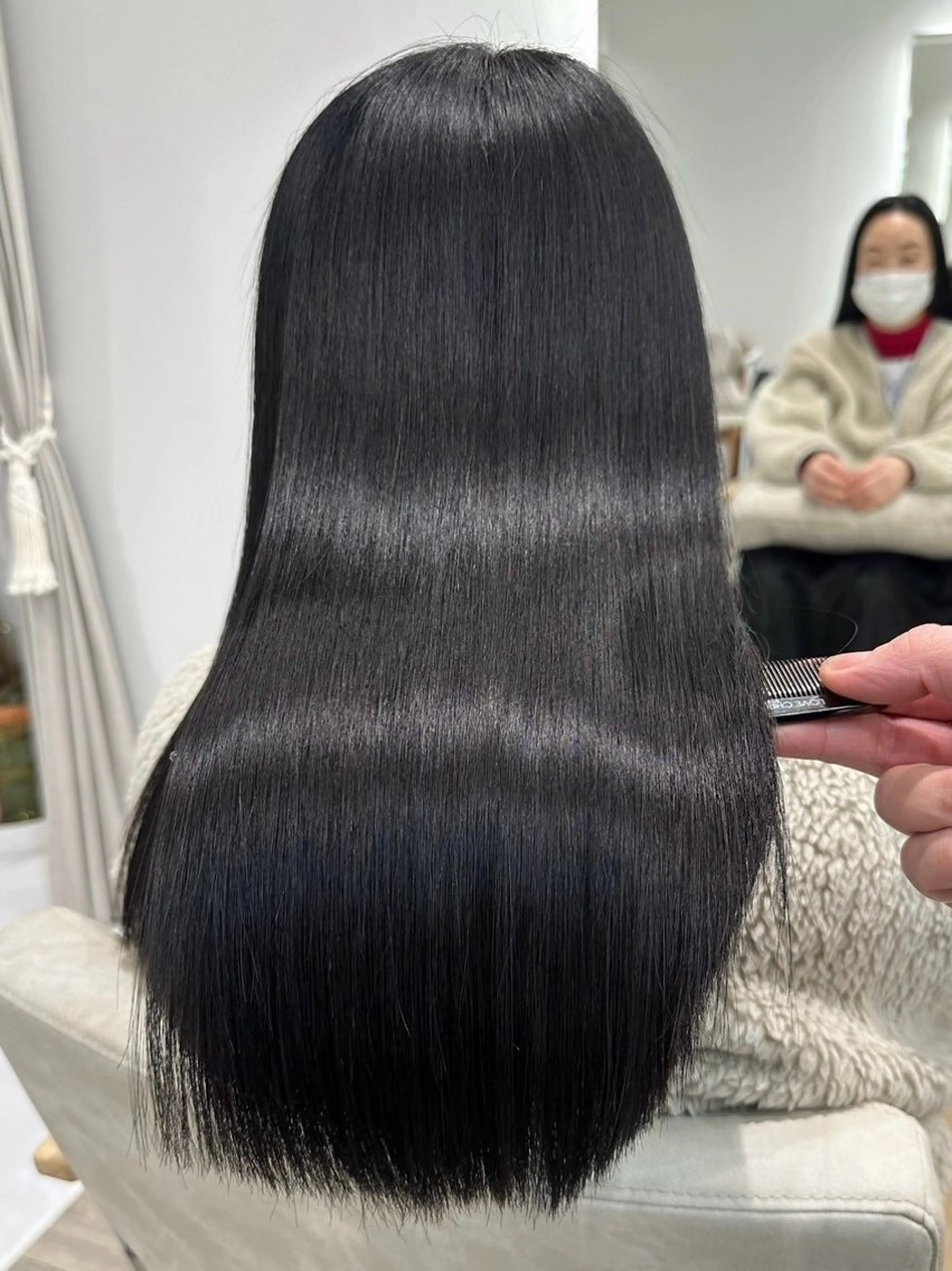 ロング 山崎結菜 🫧透明感カラーのヘアスタイル