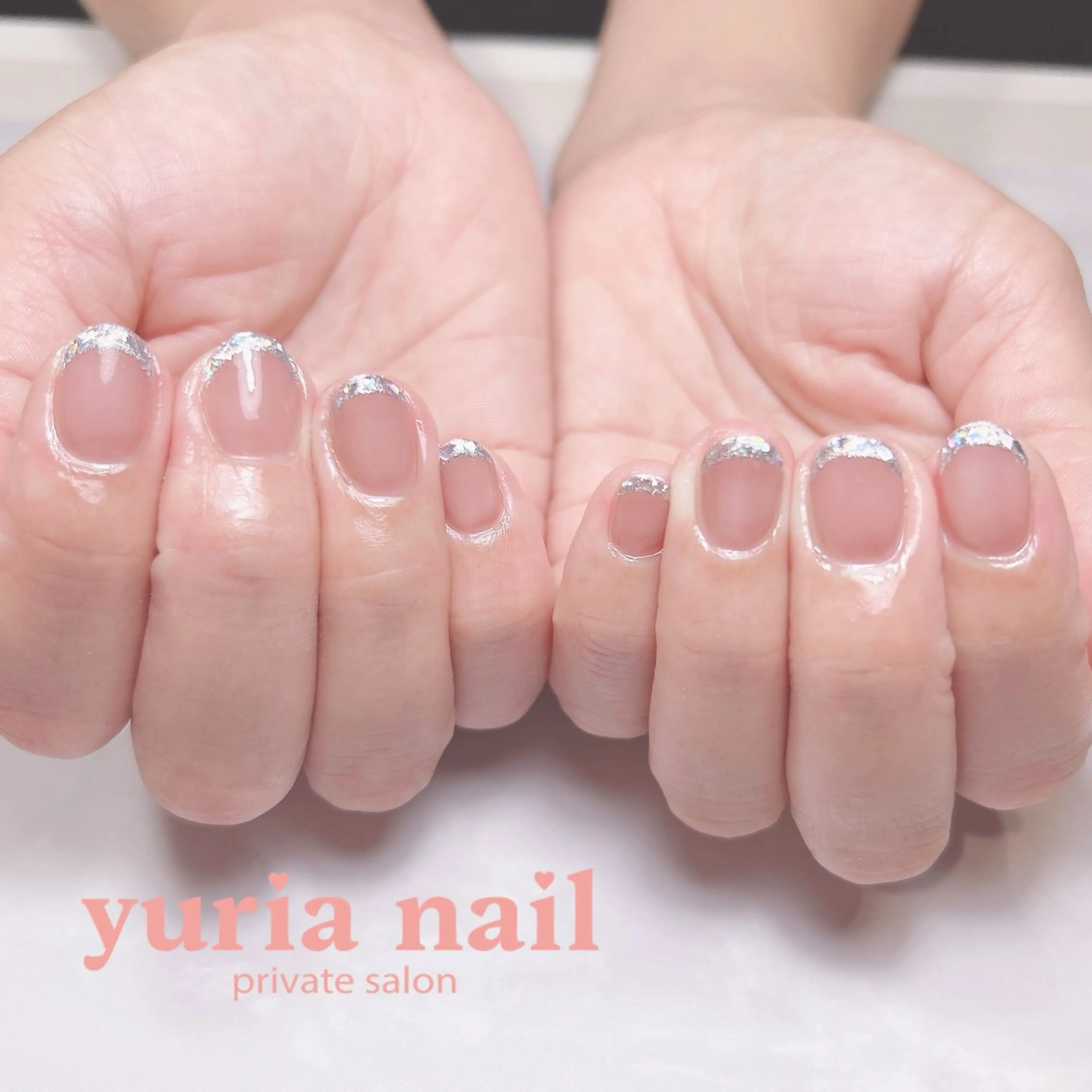 ネイル アートネイル フレンチネイル ジェルネイル ガラスフレンチ ラメ(グリッター) ハンドネイル 小林 ゆりあのネイルデザイン