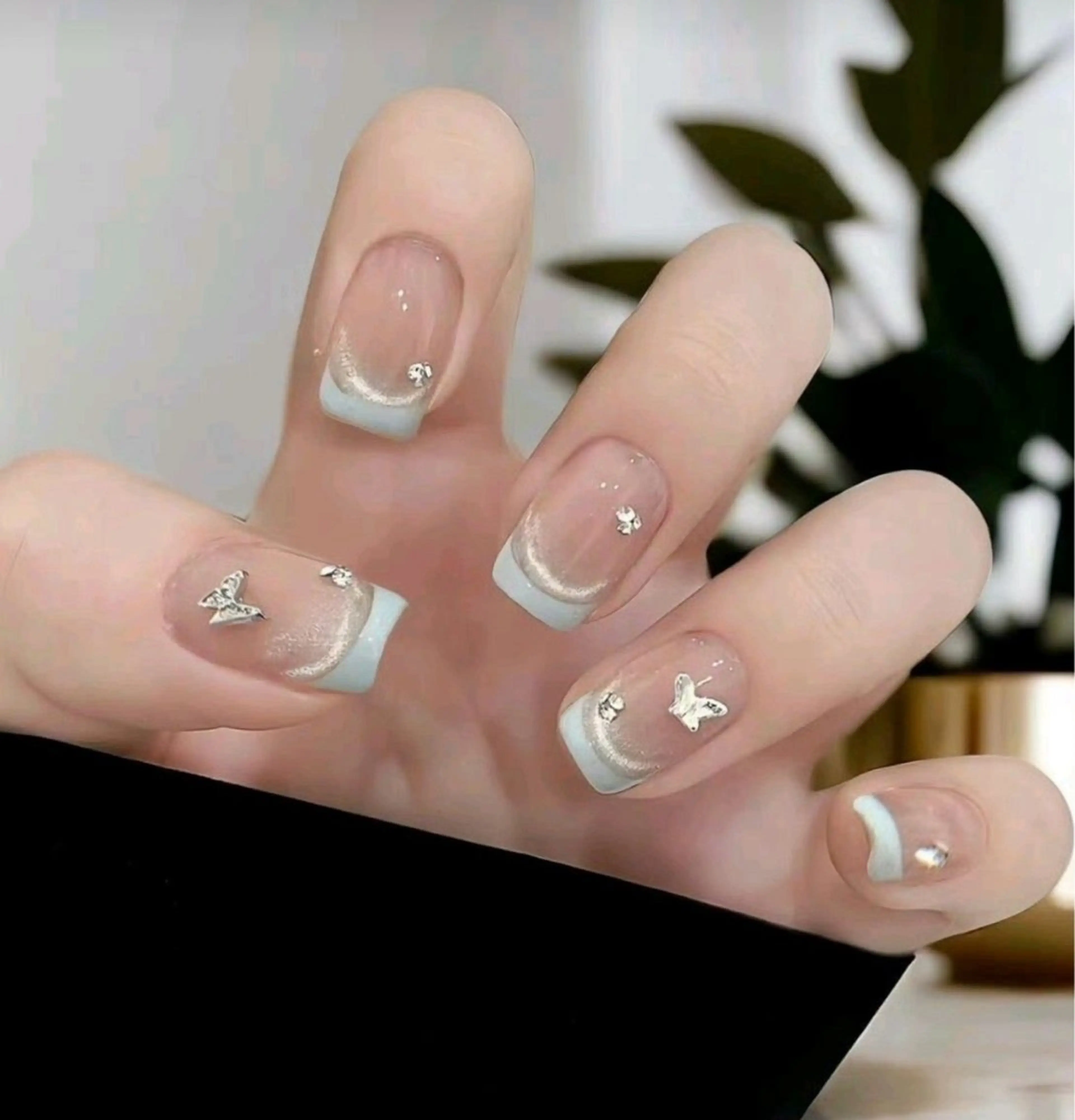 ネイル 韓国ネイル 持ち込み ニュアンスネイル ネイルチップ ハンドネイル TABI ANA.CHUOのネイルデザイン