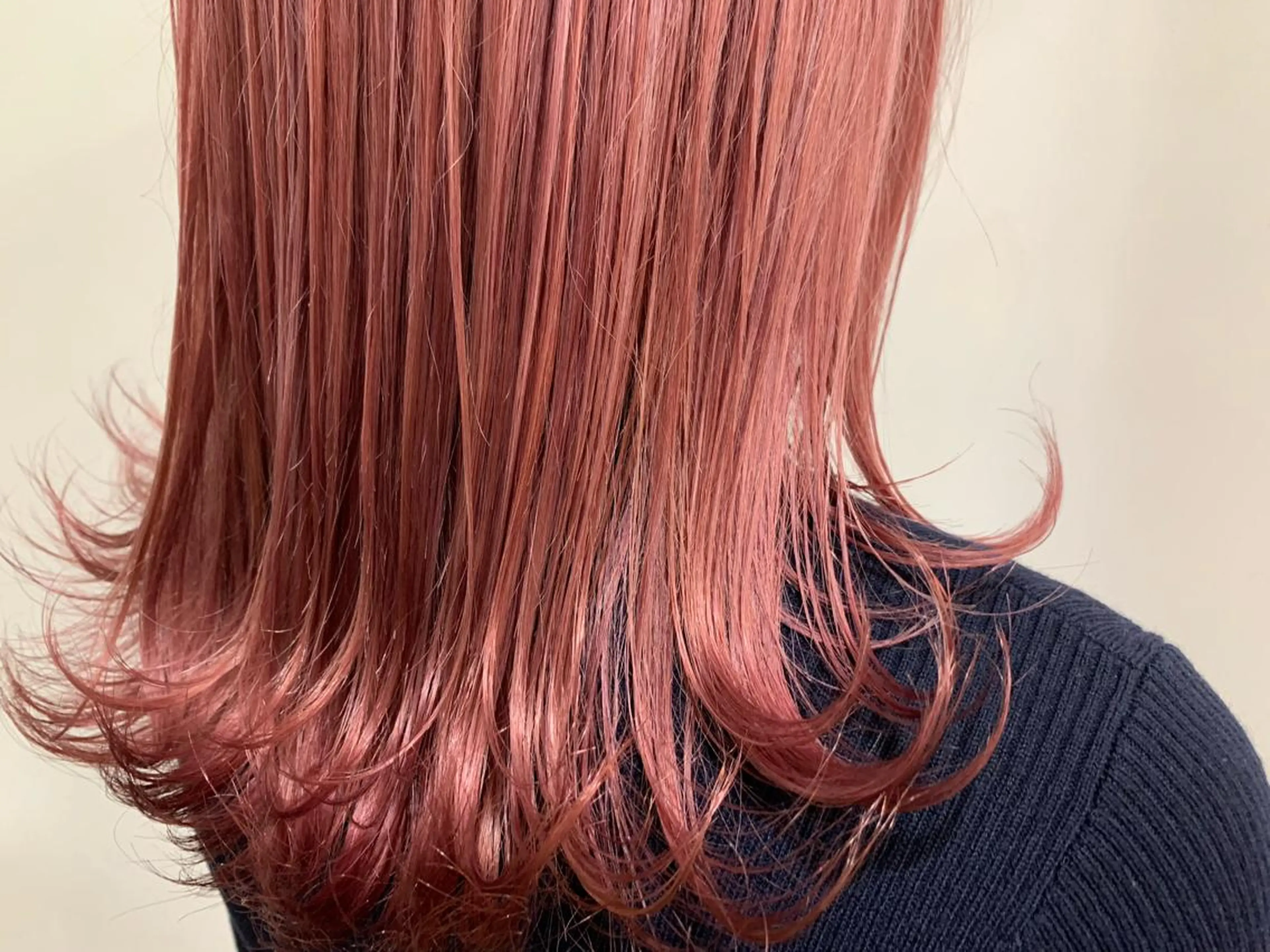 ロング カラー ピンクカラー ヘアカラー トリートメント あべ ゆうかのヘアスタイル