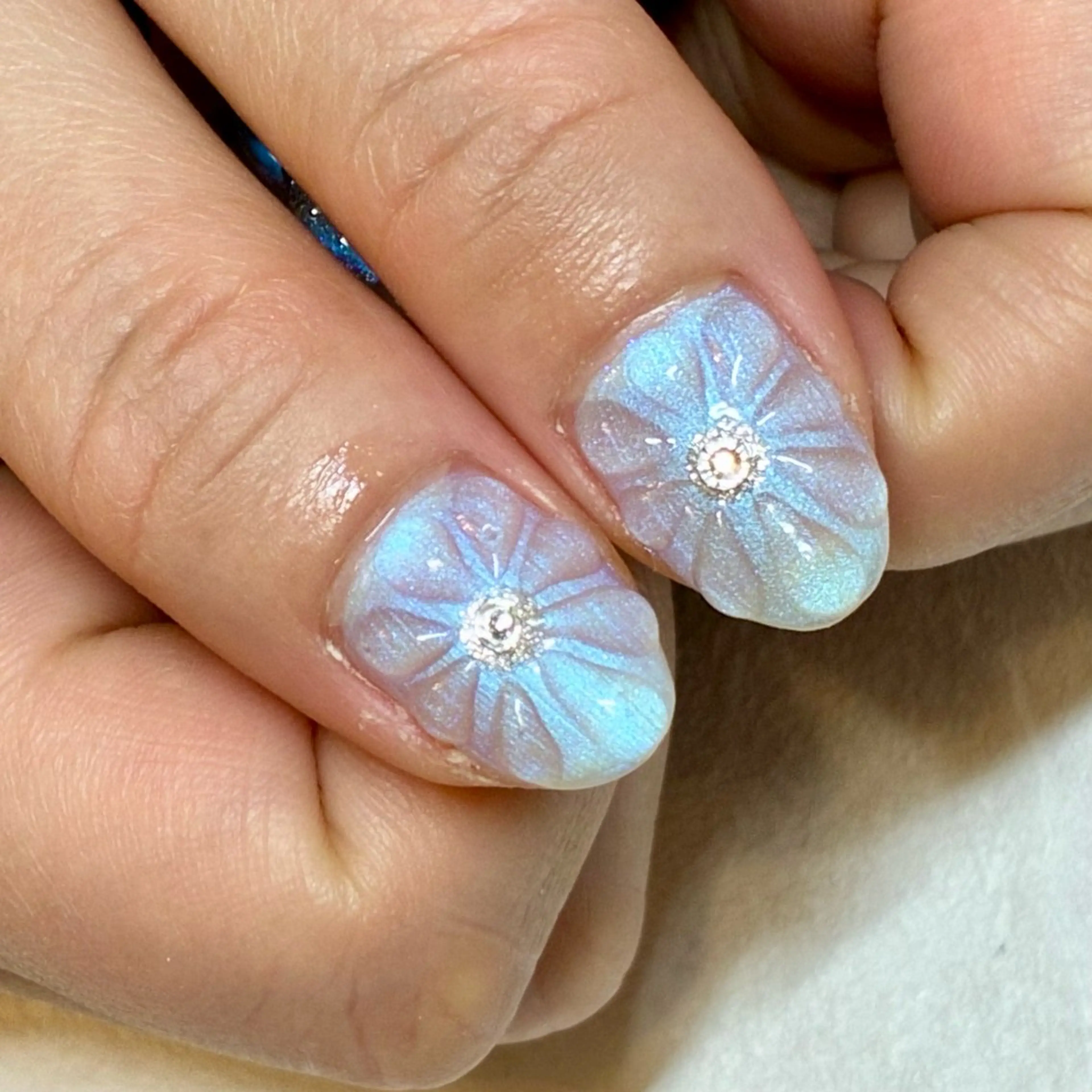 ネイル ジェヌインネイル 間宮のネイルデザイン