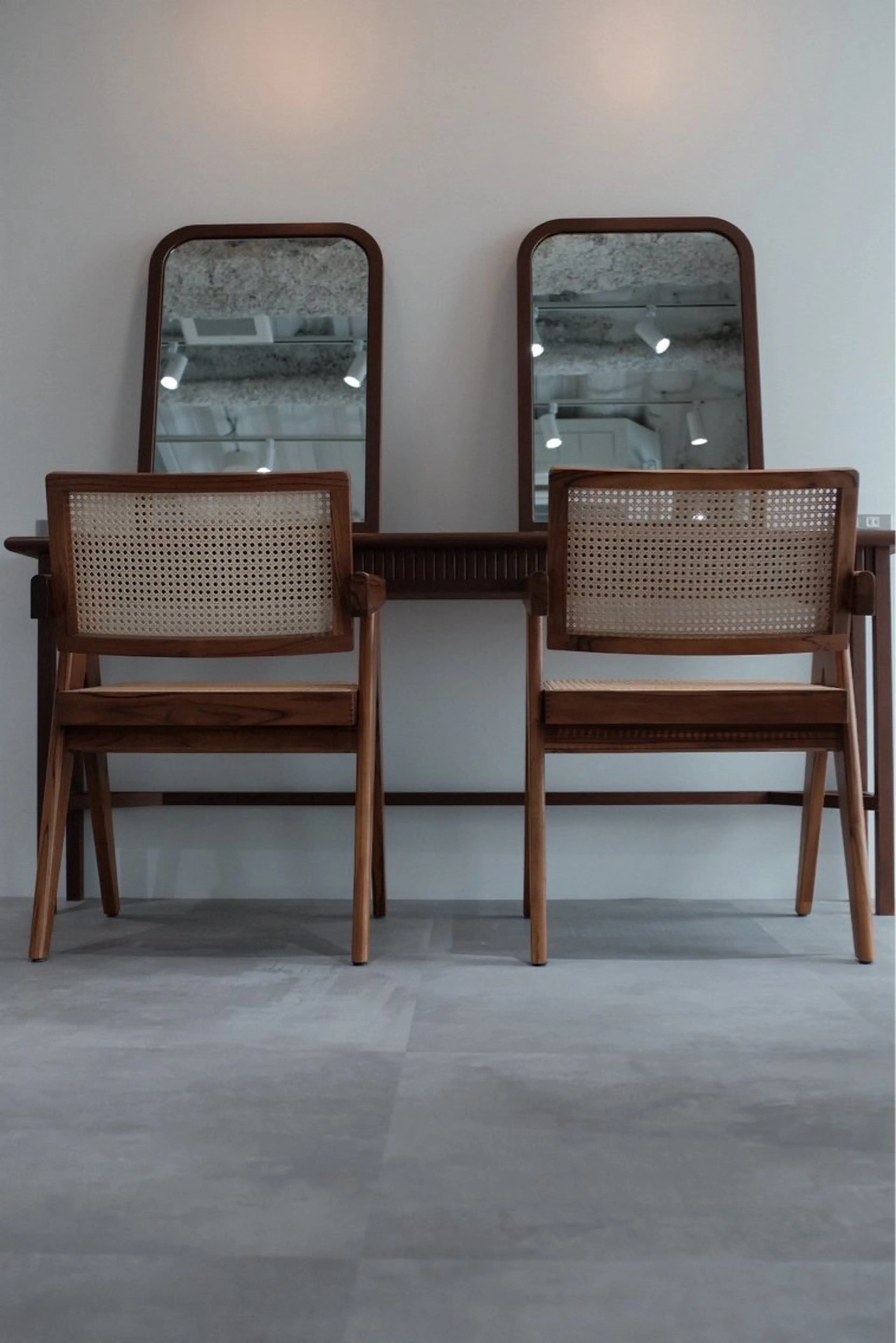 セミロング カラー パーマ ヘアアレンジ カット ヘアカラー Opus🐕kato Mizuki🐕のヘアスタイル