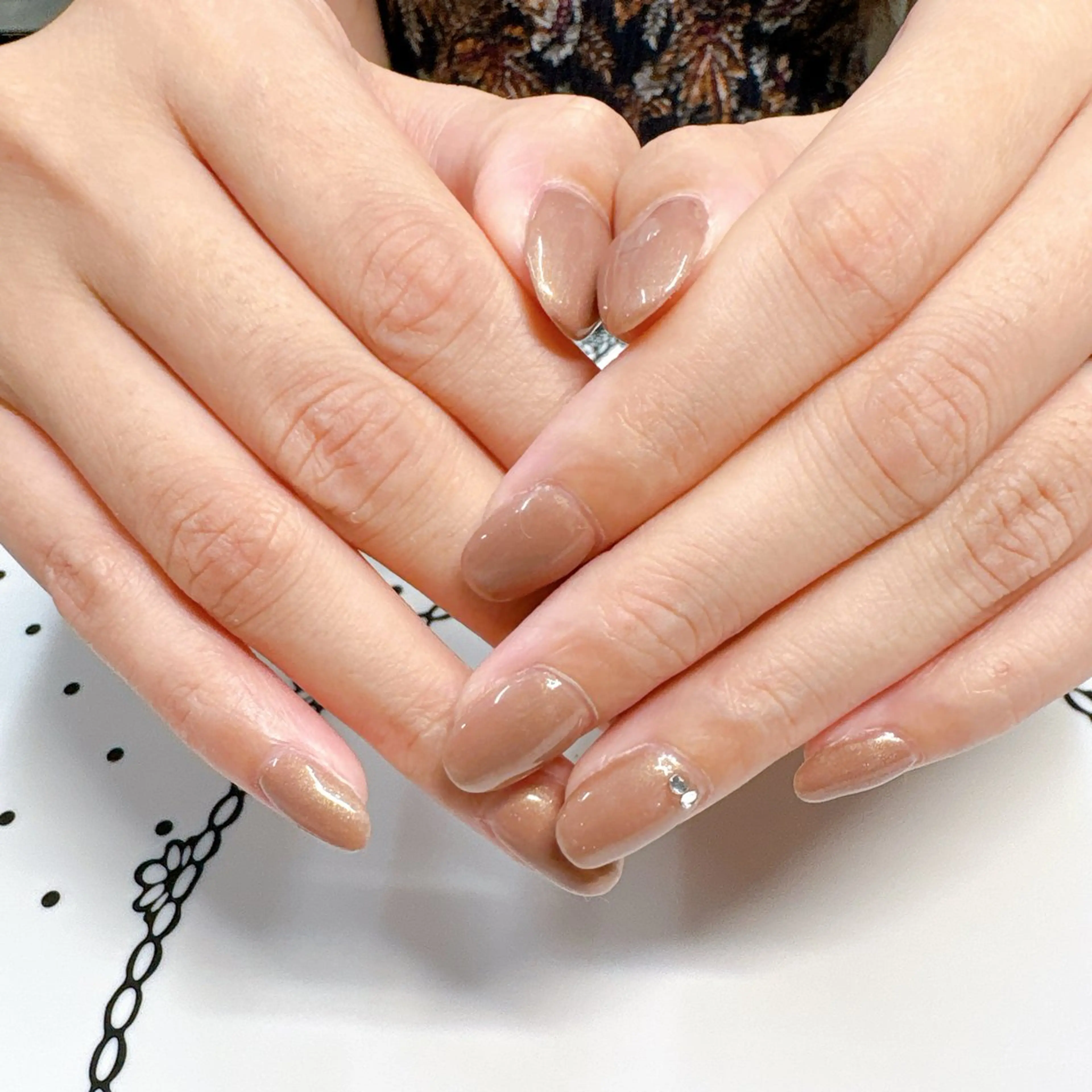 ネイル ワンカラーネイル ストーンネイル titi所属・titiシェアネイル サロン　HIROMIのネイルデザイン