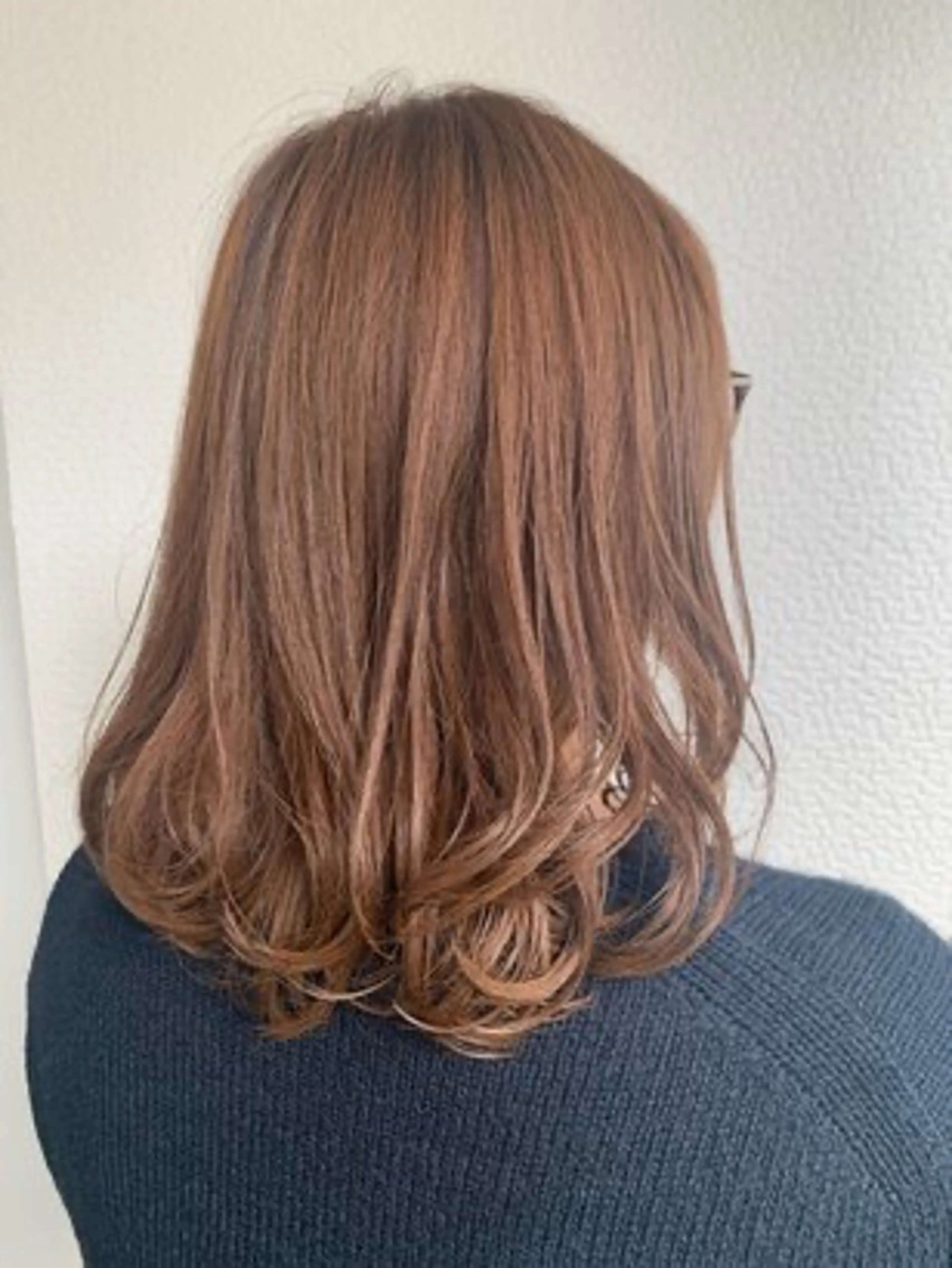 ミディアム 縮毛矯正、髪質改善 肘以上無料のヘアスタイル