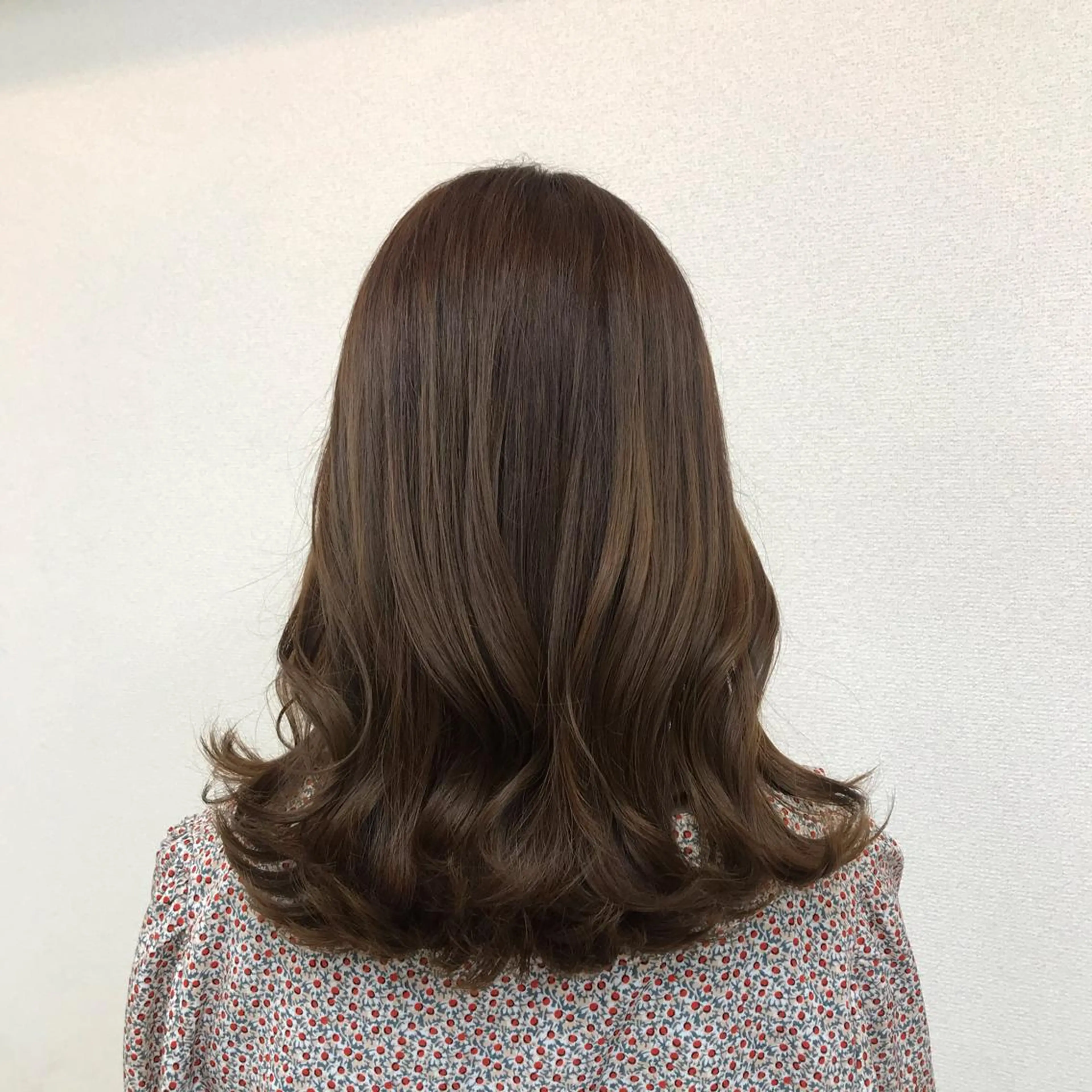 ミディアム 松本平太郎美容室大宮店所属・もりたみかこ 美容師お休み中のヘアスタイル