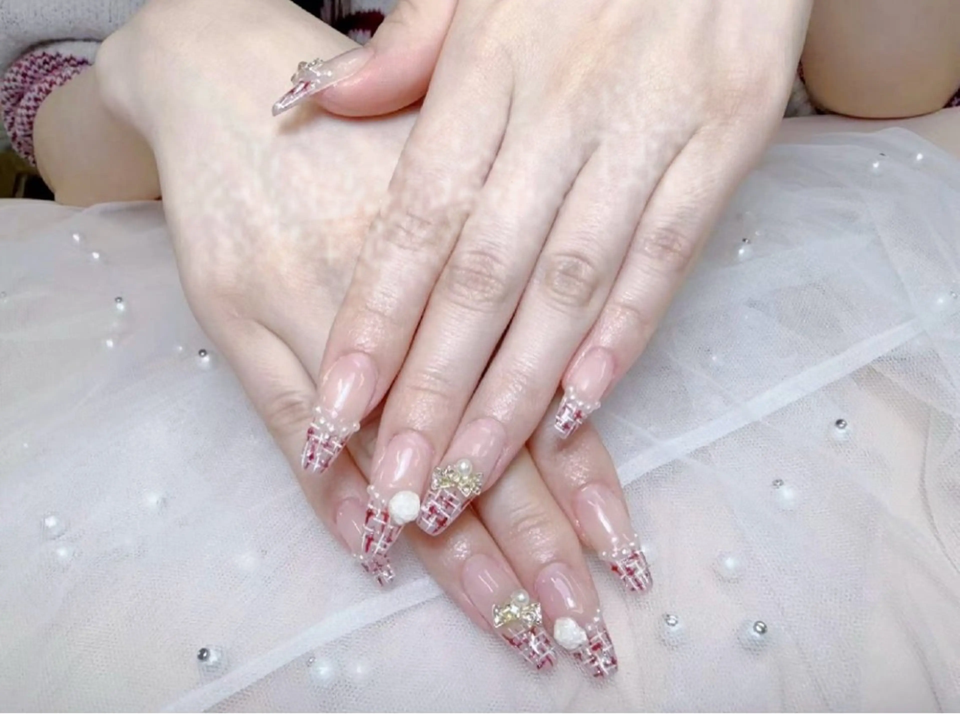 ネイル Chiara 長さだしのネイルデザイン