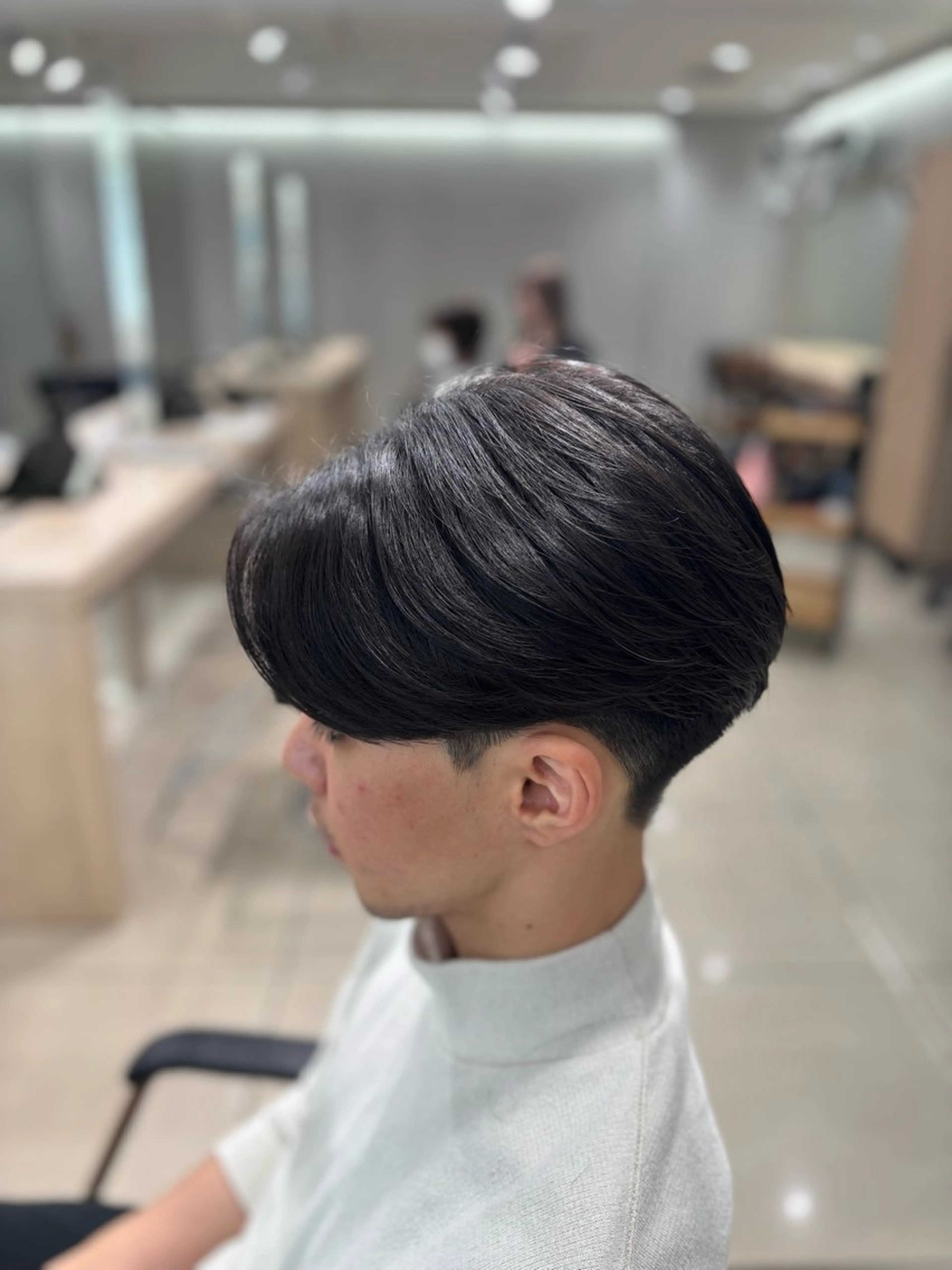 ミディアム パーマ メンズ カット 縮毛矯正 トリートメント メンズ支持率エリア No.1/keitaのヘアスタイル