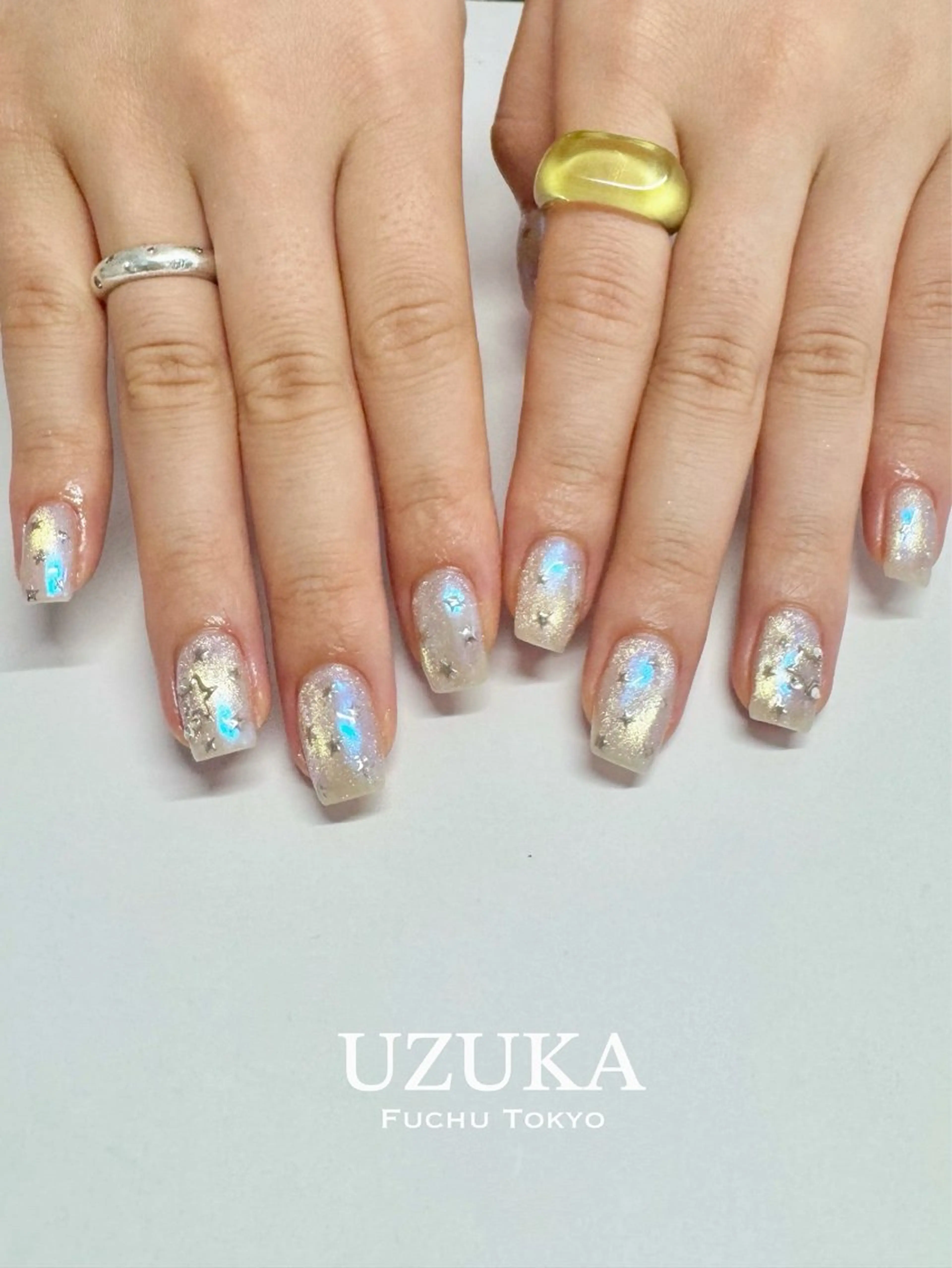 ネイル オーロラネイル キラキラネイル マグネットネイル 【 enn 】 Uzuka Yukaのネイルデザイン