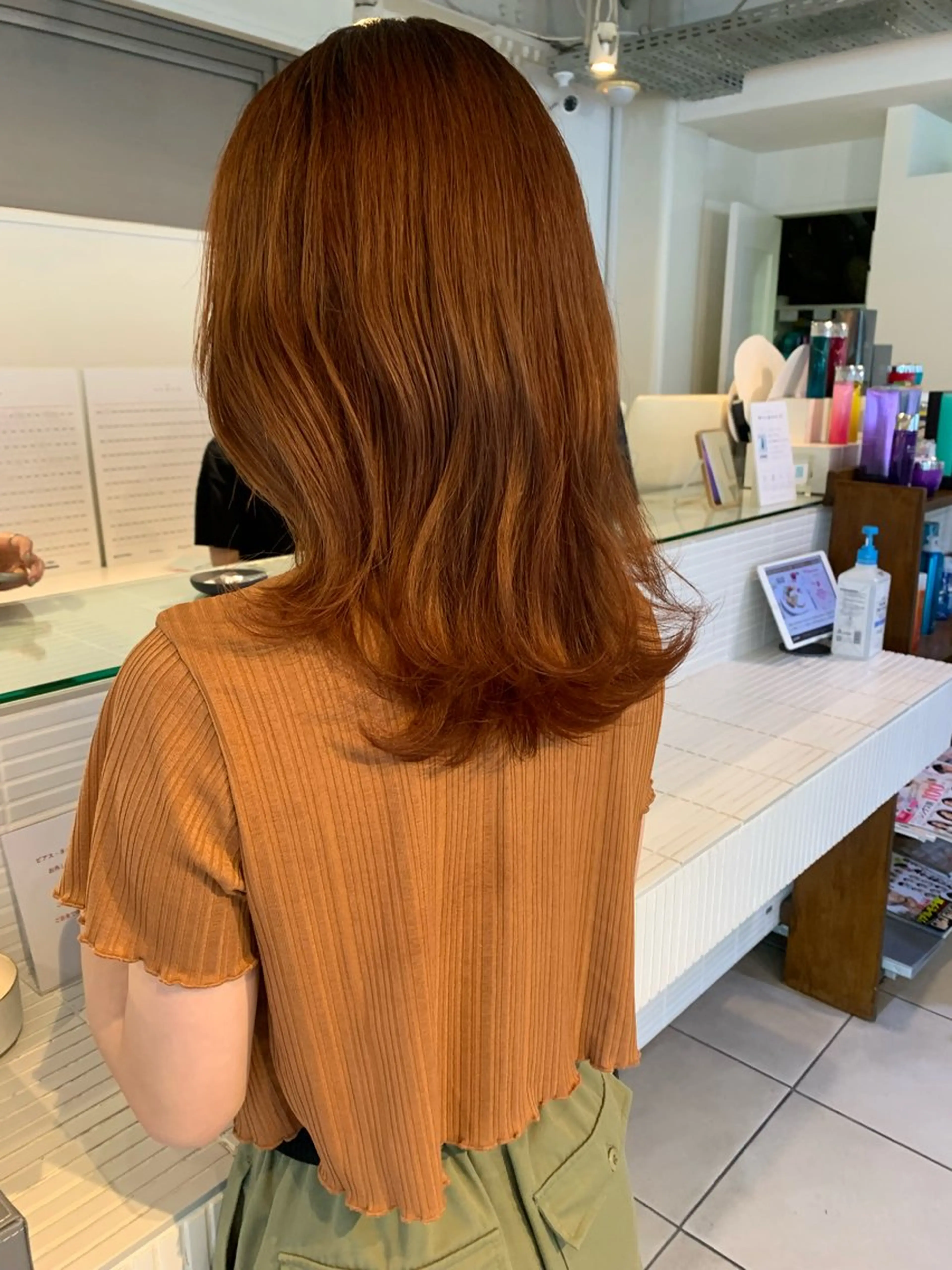 カラー 暖色/ダブルカラー/ オレンジ/まどか🍊のヘアスタイル