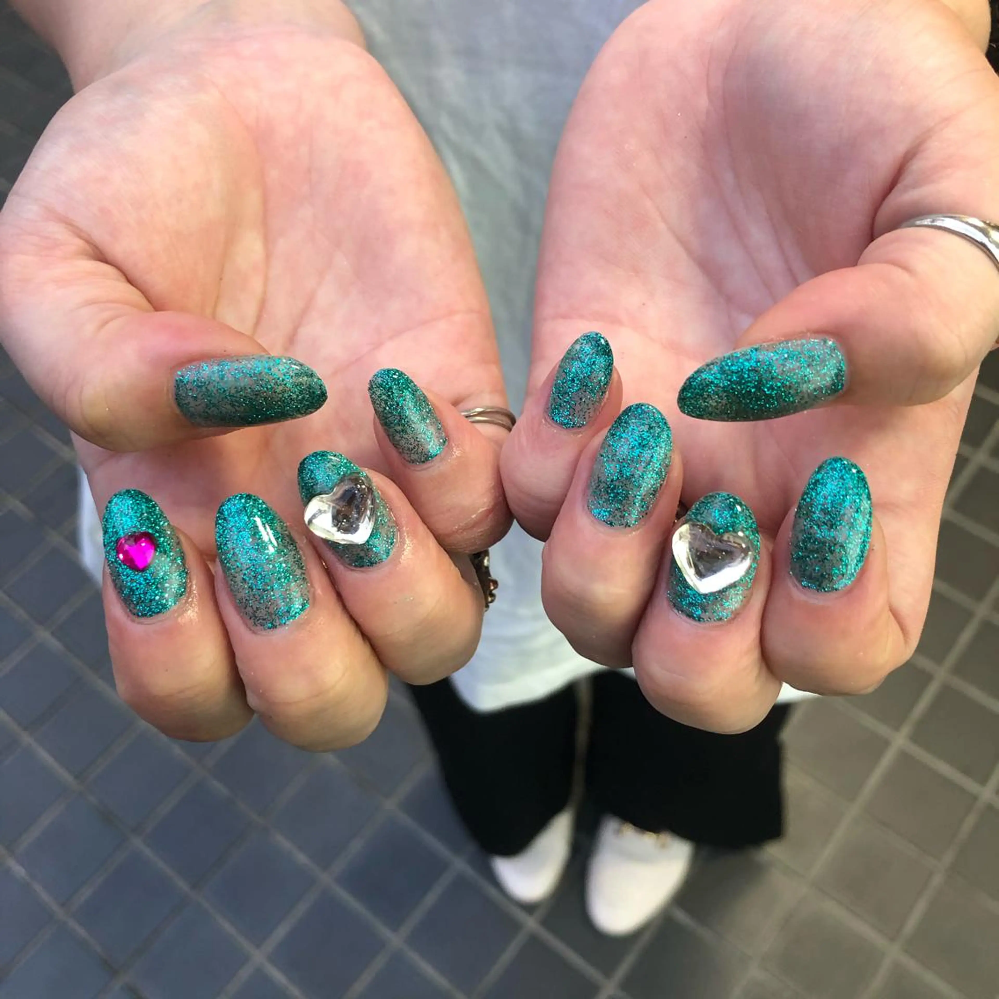 ネイル ハンドネイル 河野 弥月のネイルデザイン