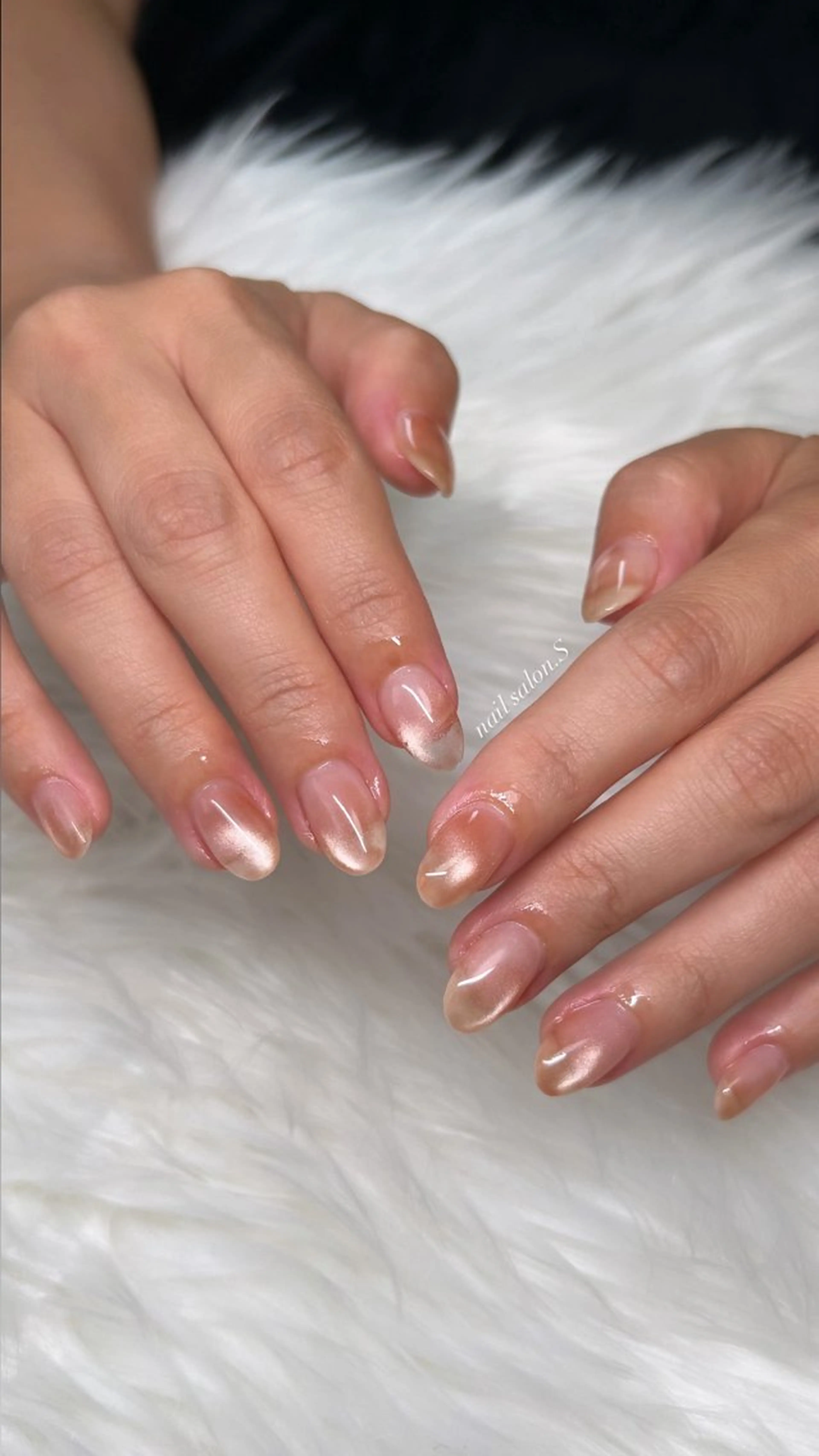 ネイル マグネットネイル ハンドネイル 関山 志乃のネイルデザイン