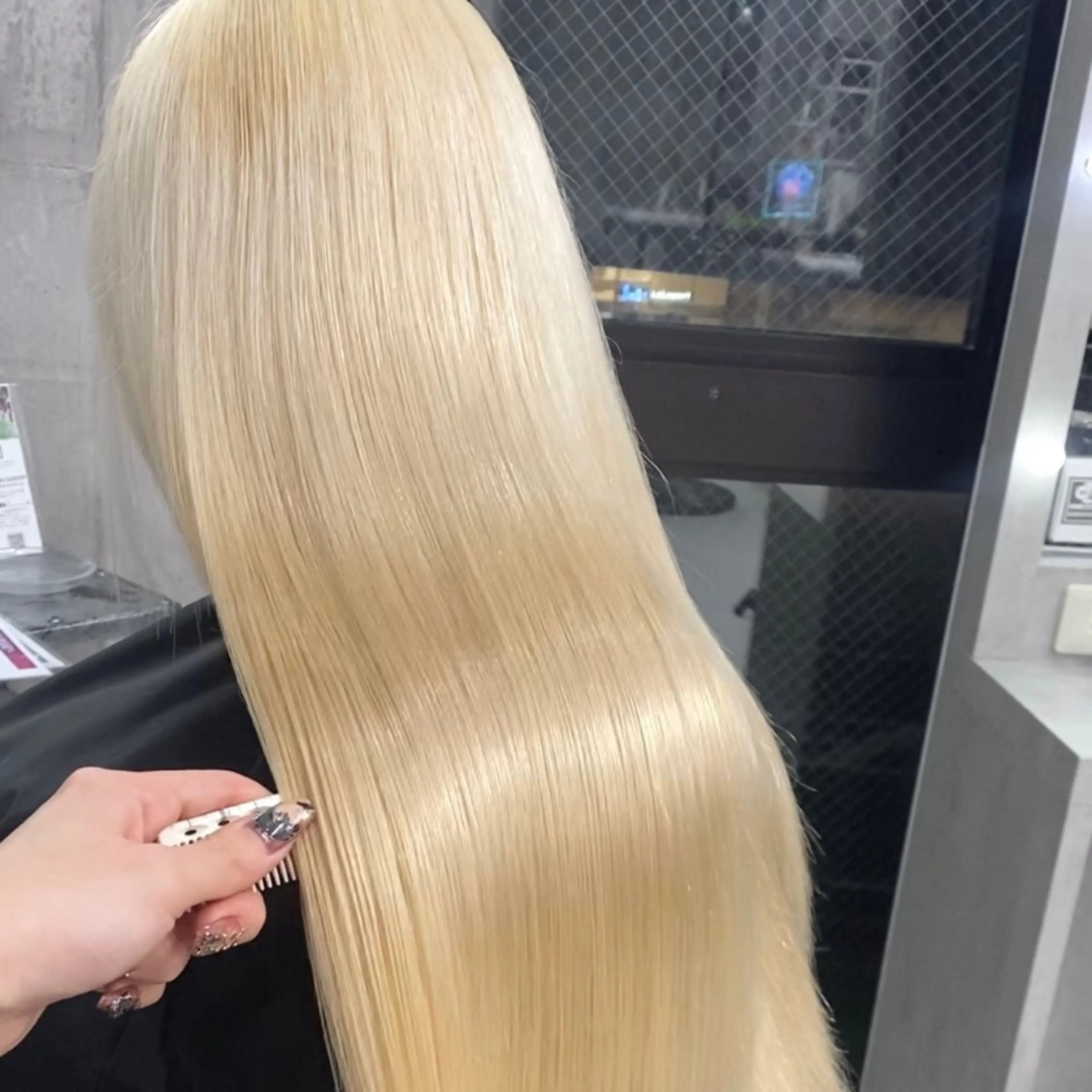 ロング ヘアカラー トリートメント 🩶 ピンクカラー/ ブロンド🩶くるみのヘアスタイル