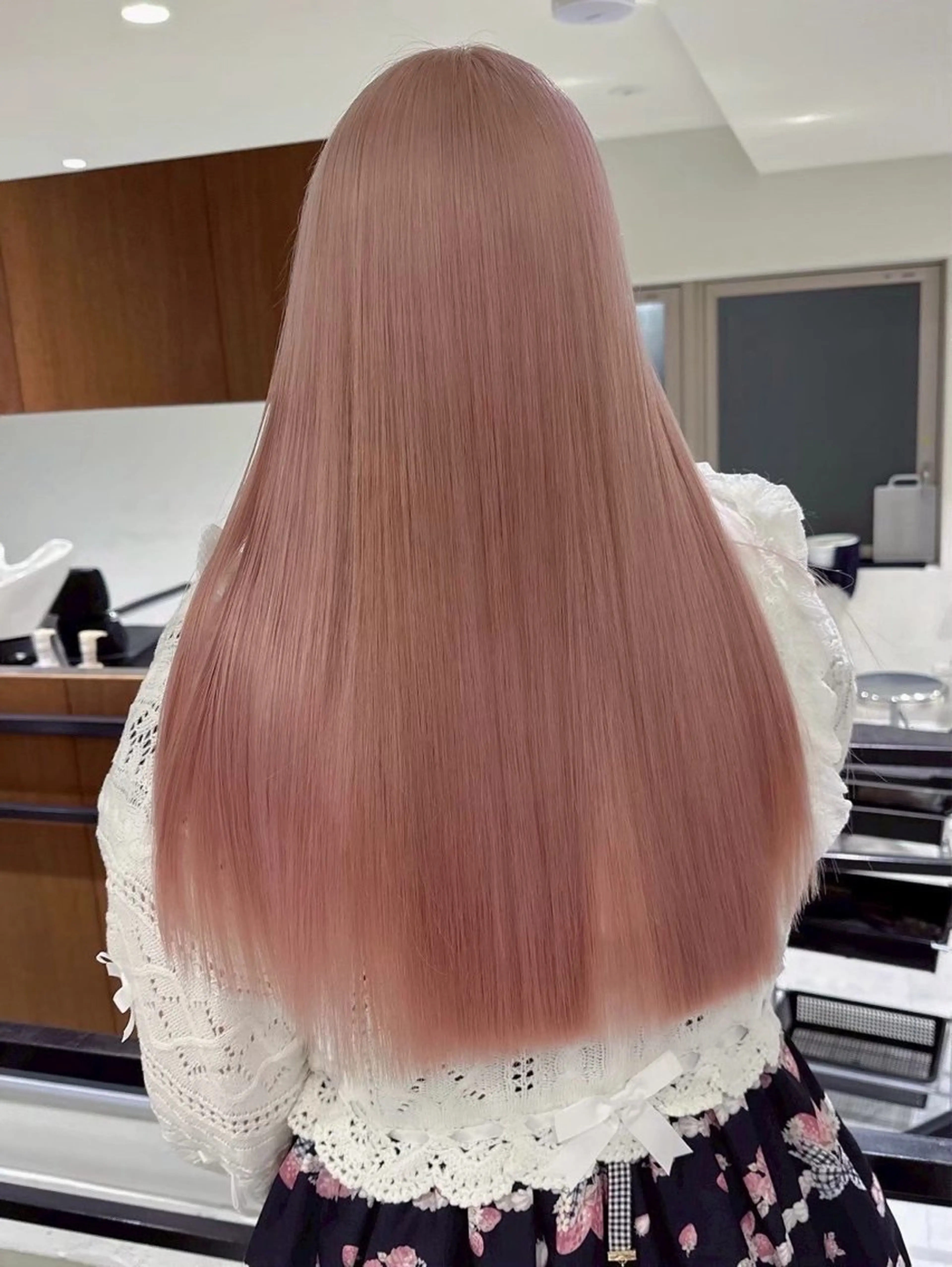 ロング ヘアカラー 艶髪ハイトーン 💎凜💎のヘアスタイル