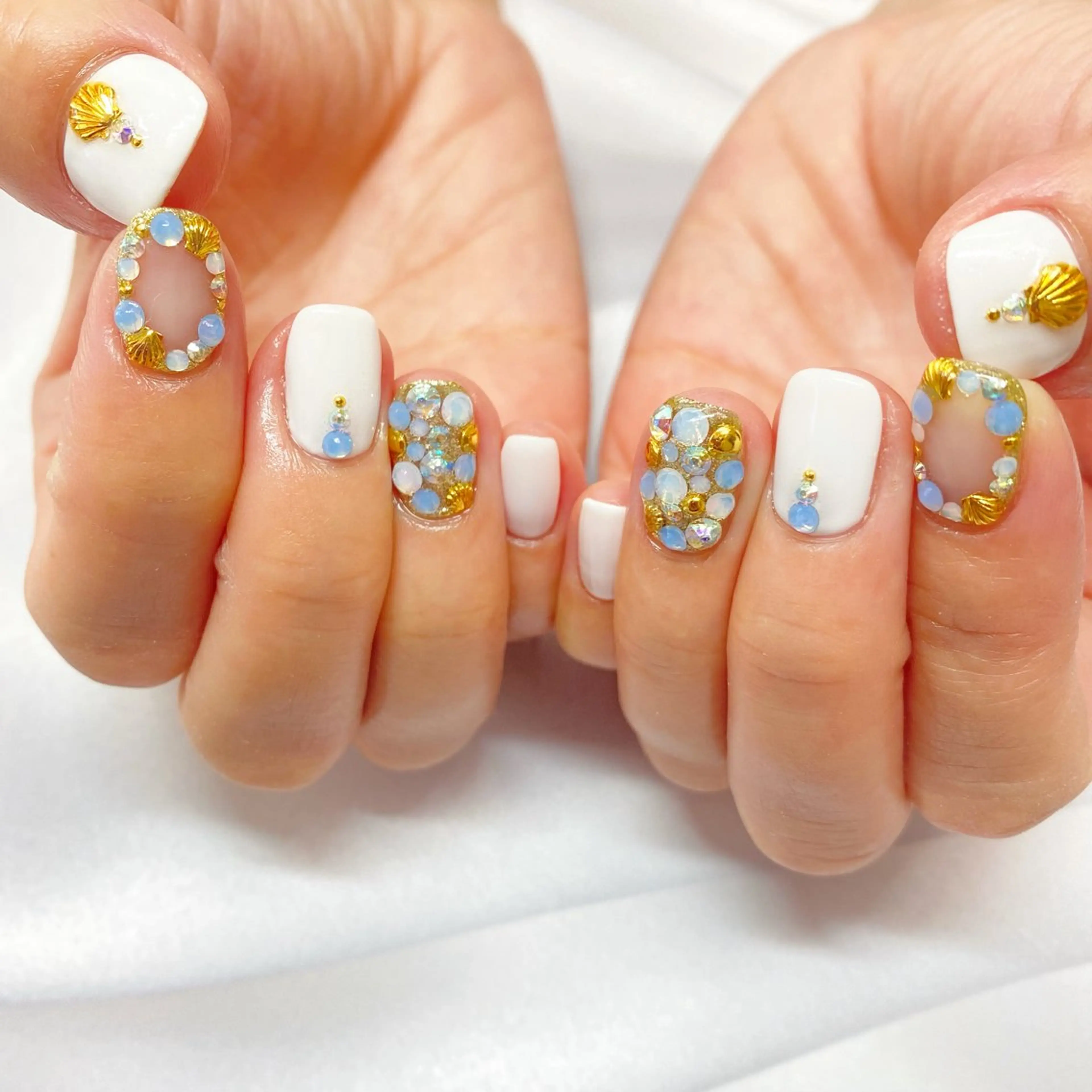 ネイル MiRanda Nail所属・MiRanda 保坂 舞のネイルデザイン