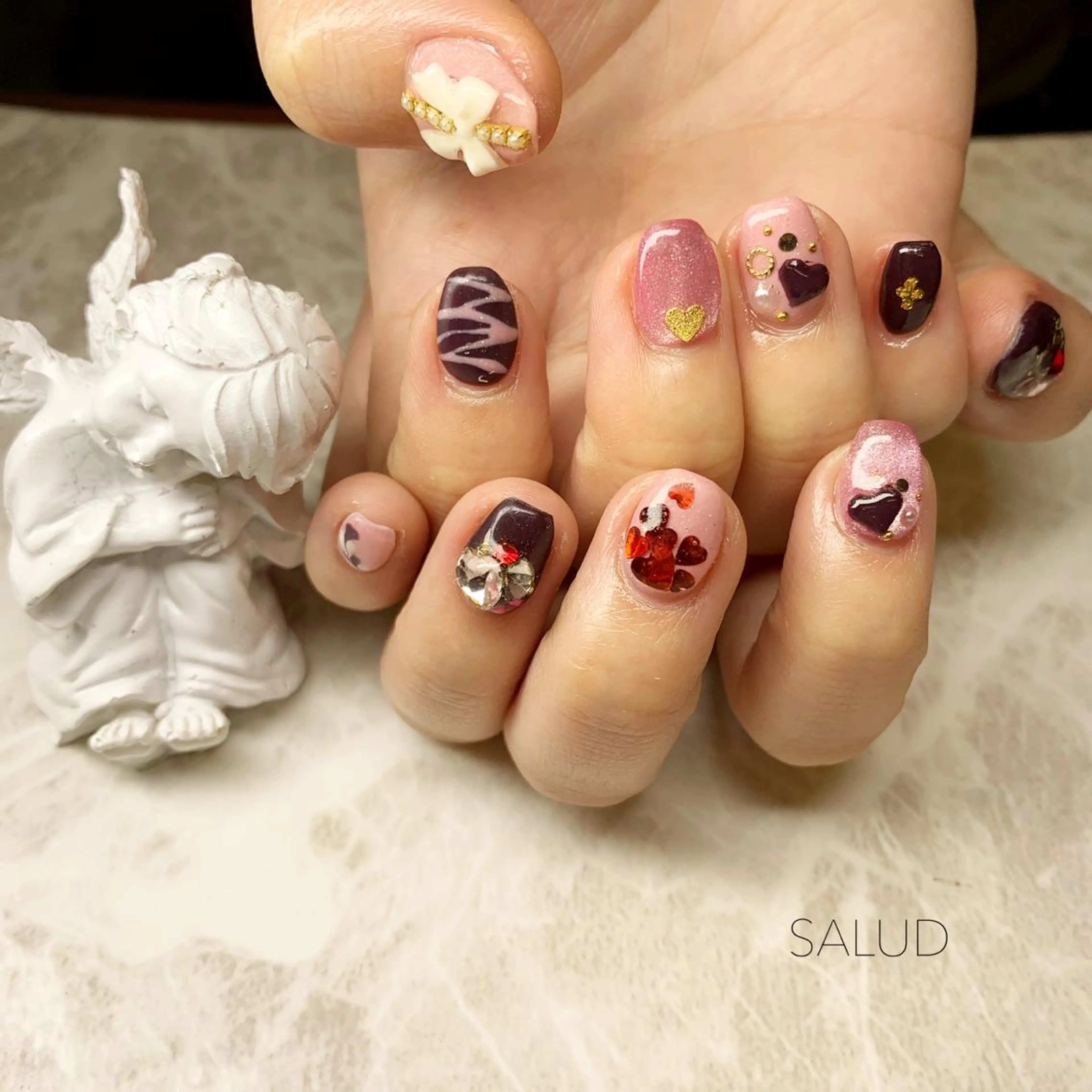 ネイル バレンタイン ハンドネイル Nail Salon SALUDのネイルデザイン
