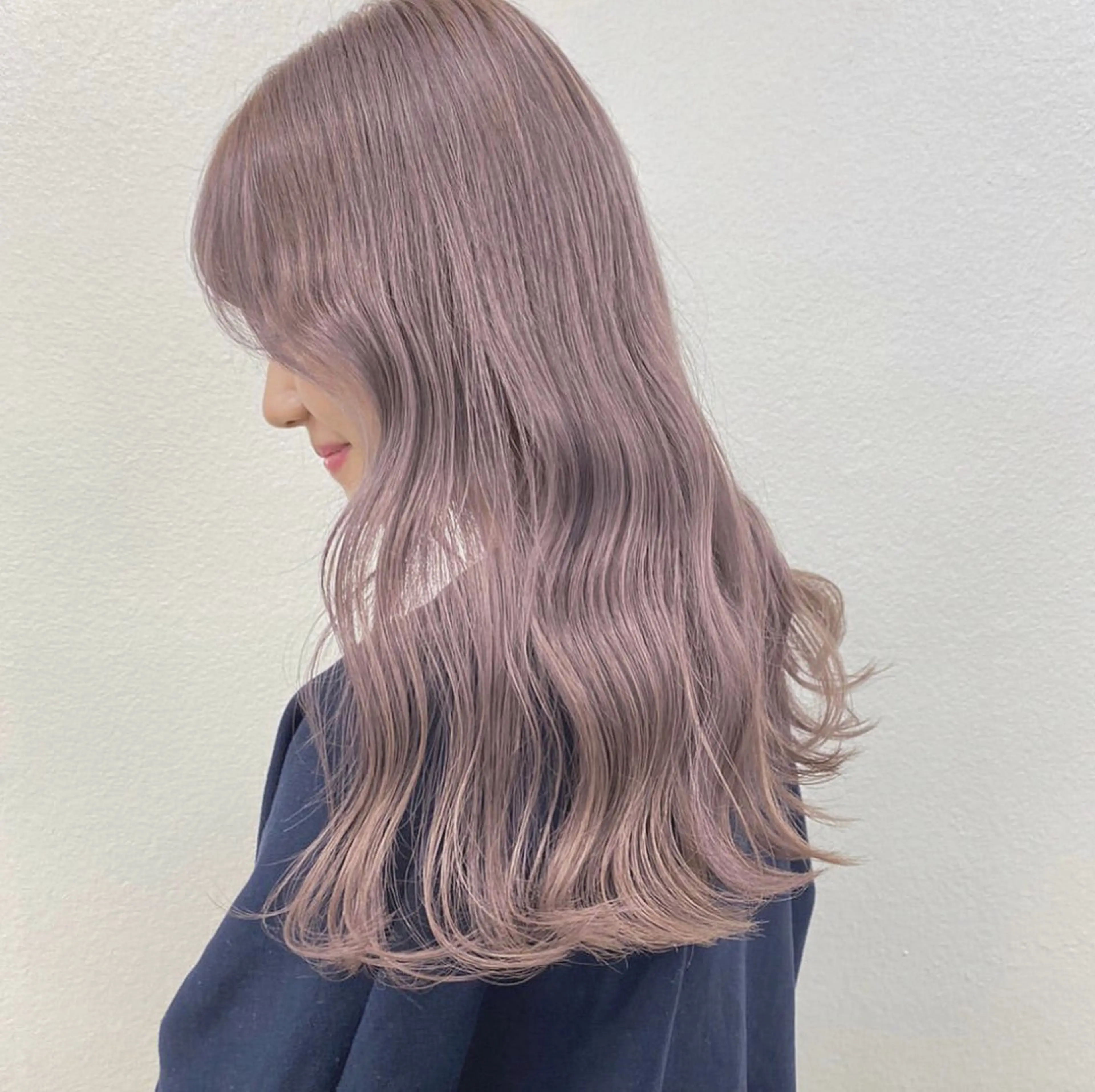 ロング カラー ヘアカラー トリートメント ヘッドスパ ヘアセット ダブルカラー 韓国レイヤーKYONのヘアスタイル