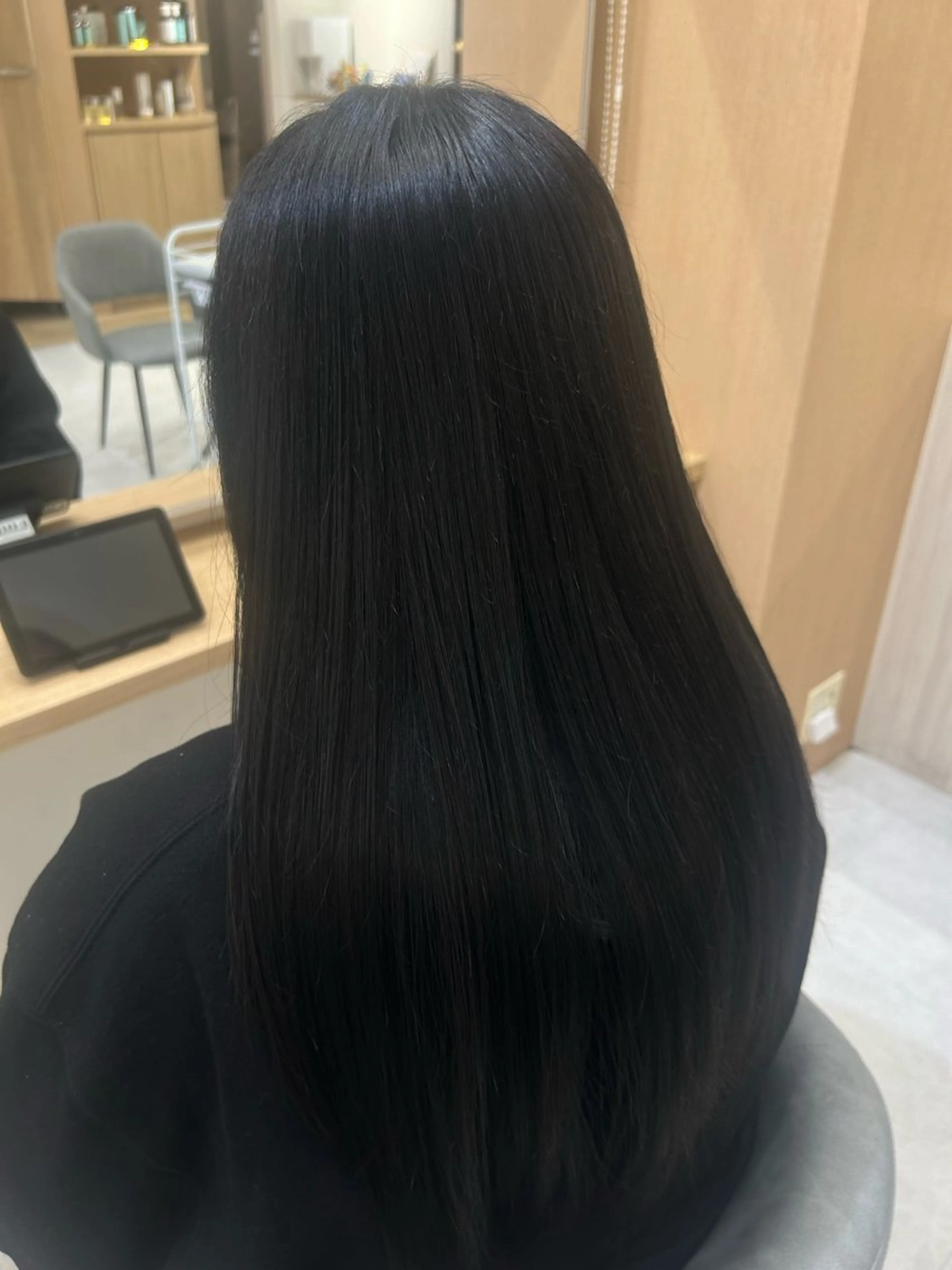 ロング カラー 黒髪 ナチュラルブラック ヘアカラー mayu /韓国風/艶カラーのヘアスタイル