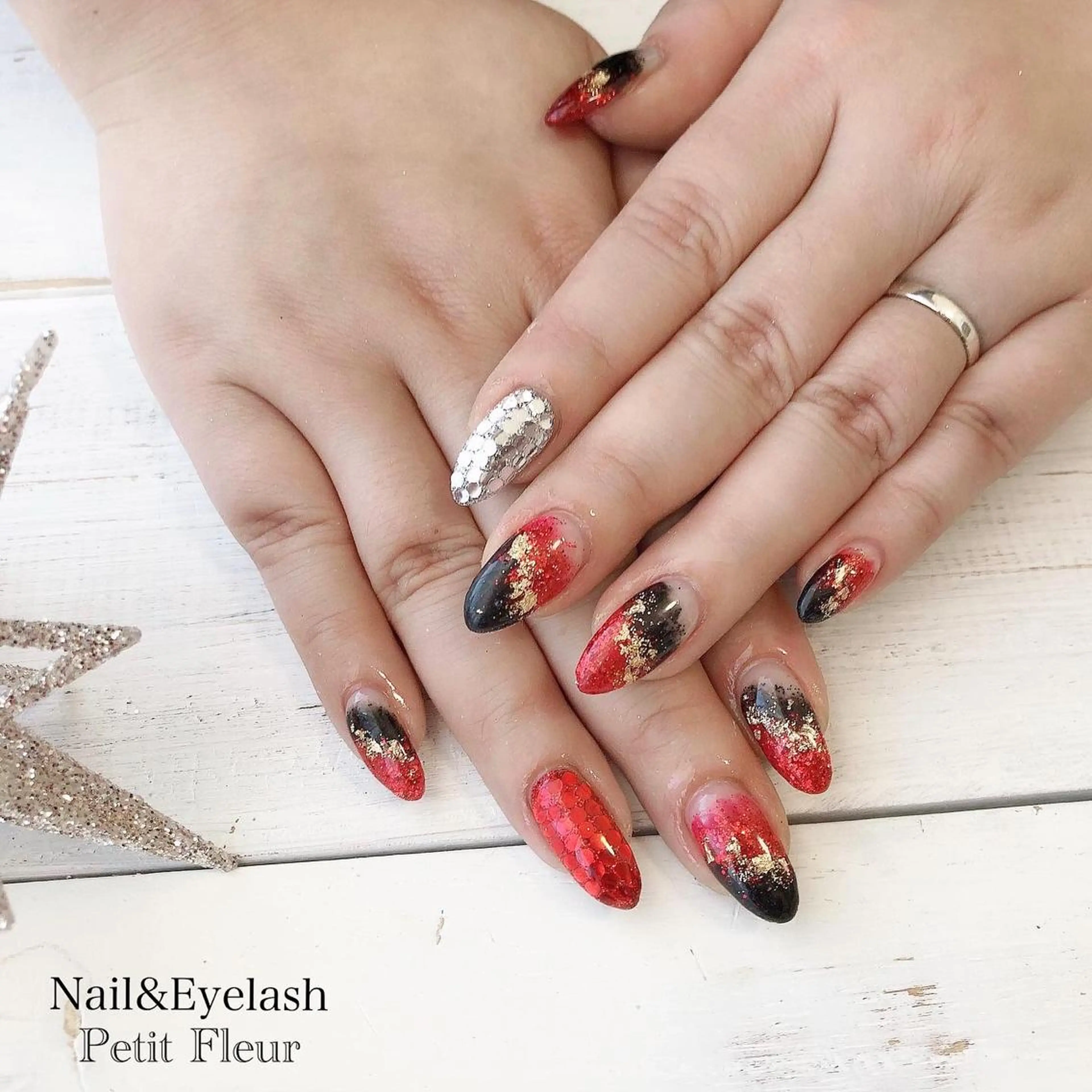 ネイル Petit Fleur所属・青柳 亜梨奈のマツエク・マツパデザイン