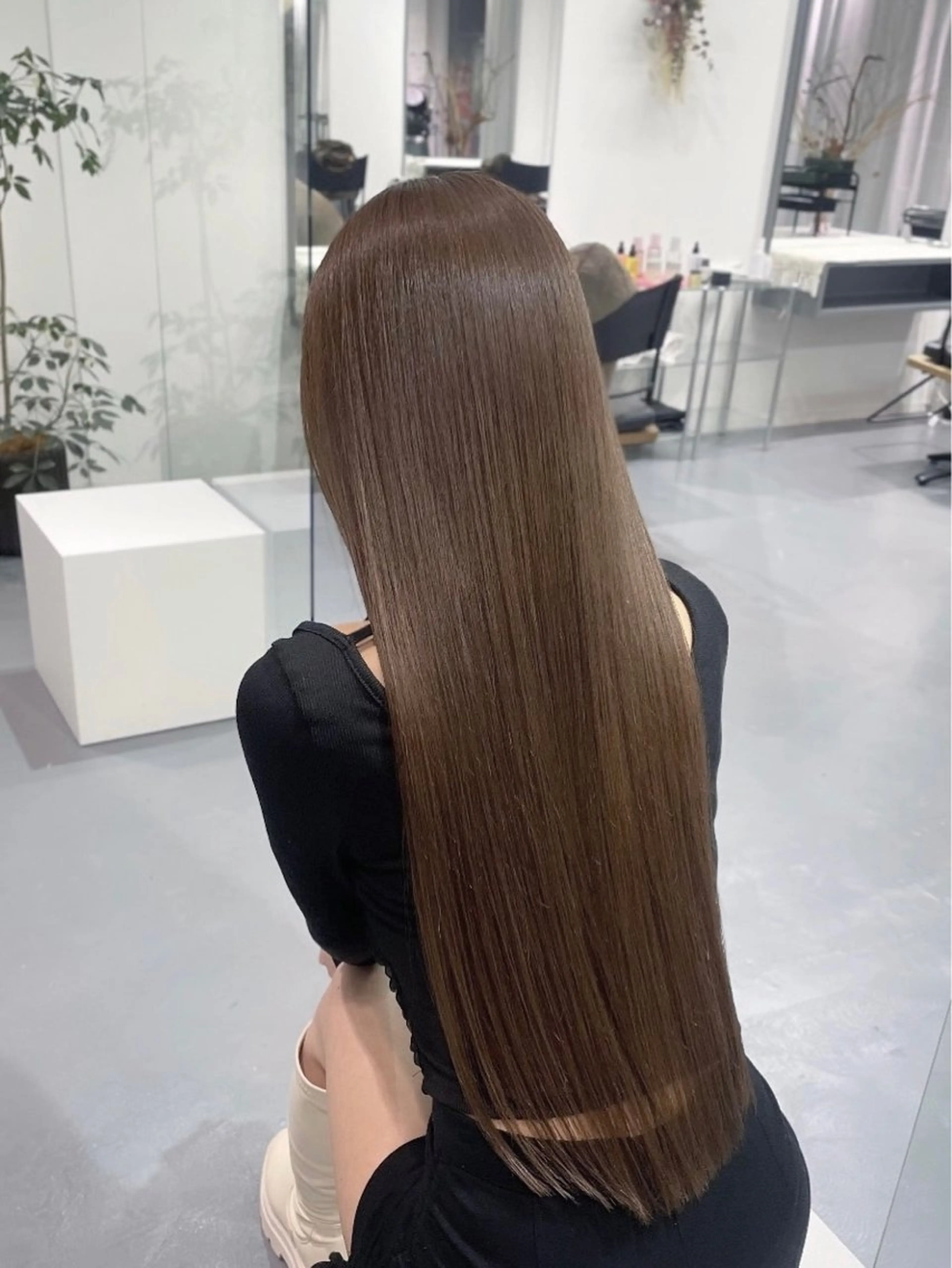 【美髪改善】カット＋ダメージレス縮毛矯正＋3STEPダメージケアトリートメントの写真