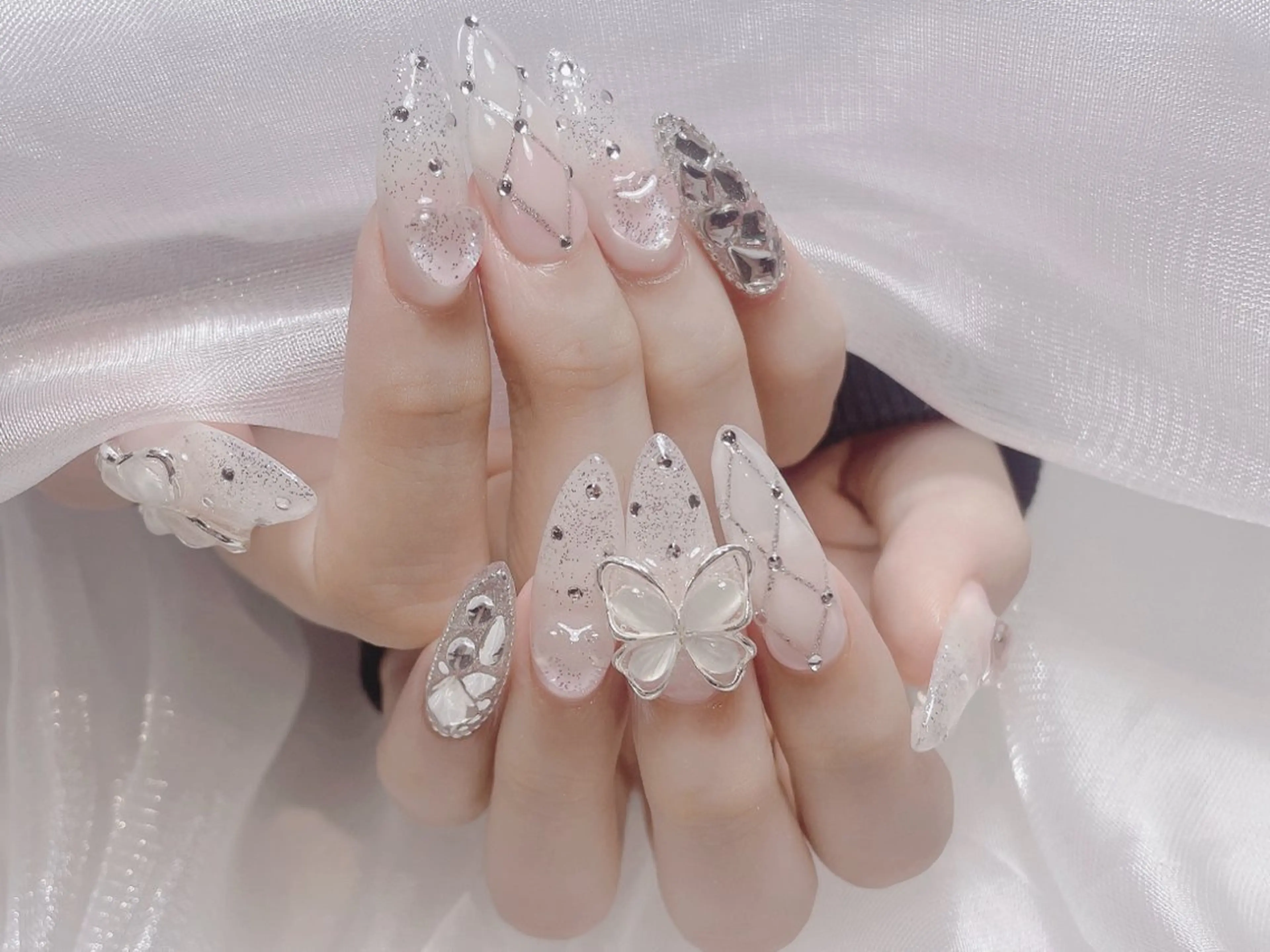 ネイル ハンドネイル ＬuＬu ネイルサロンのネイルデザイン