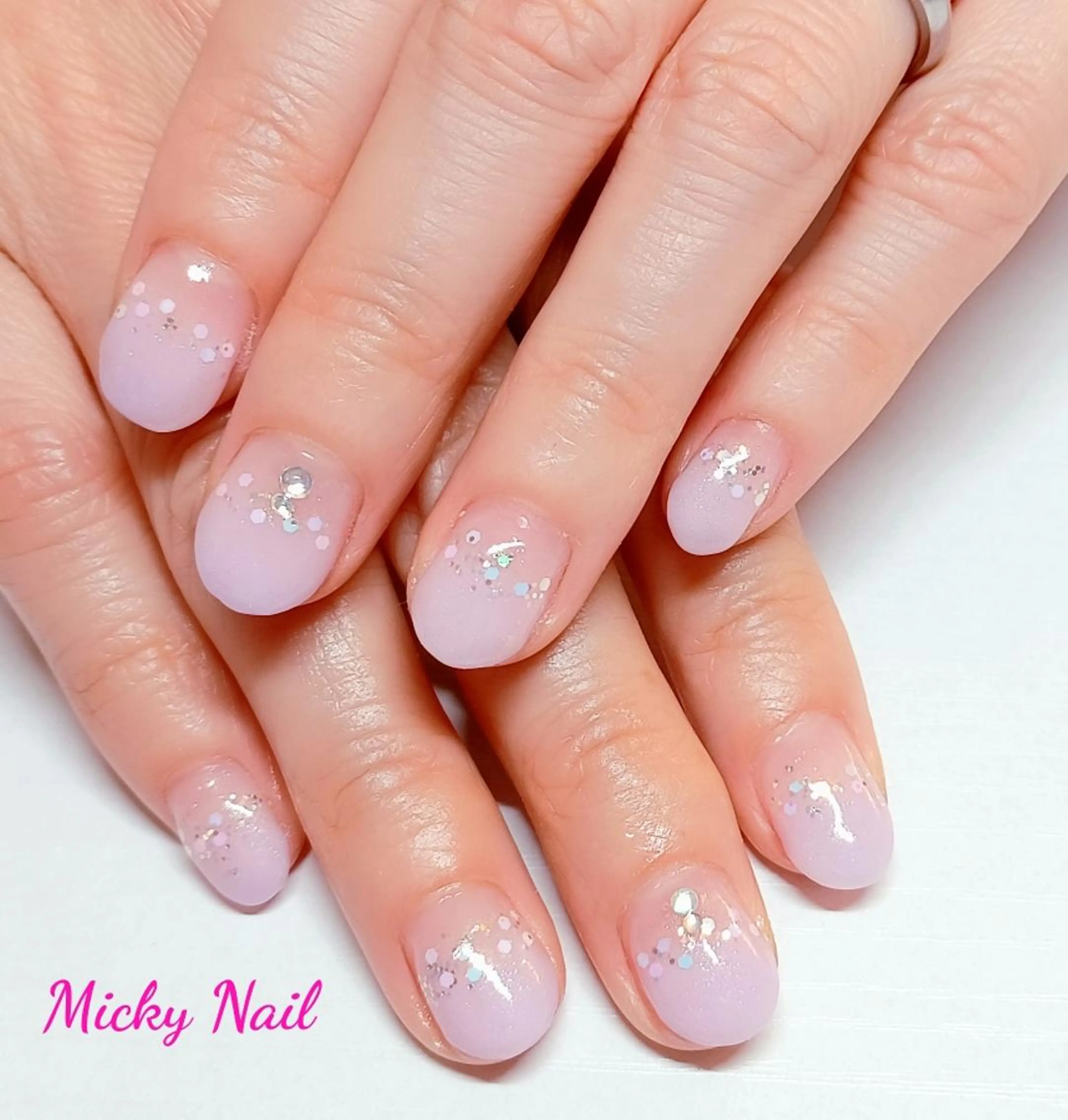 ネイル グラデーション パープル シンプルネイル Micky nail chikushinoのネイルデザイン