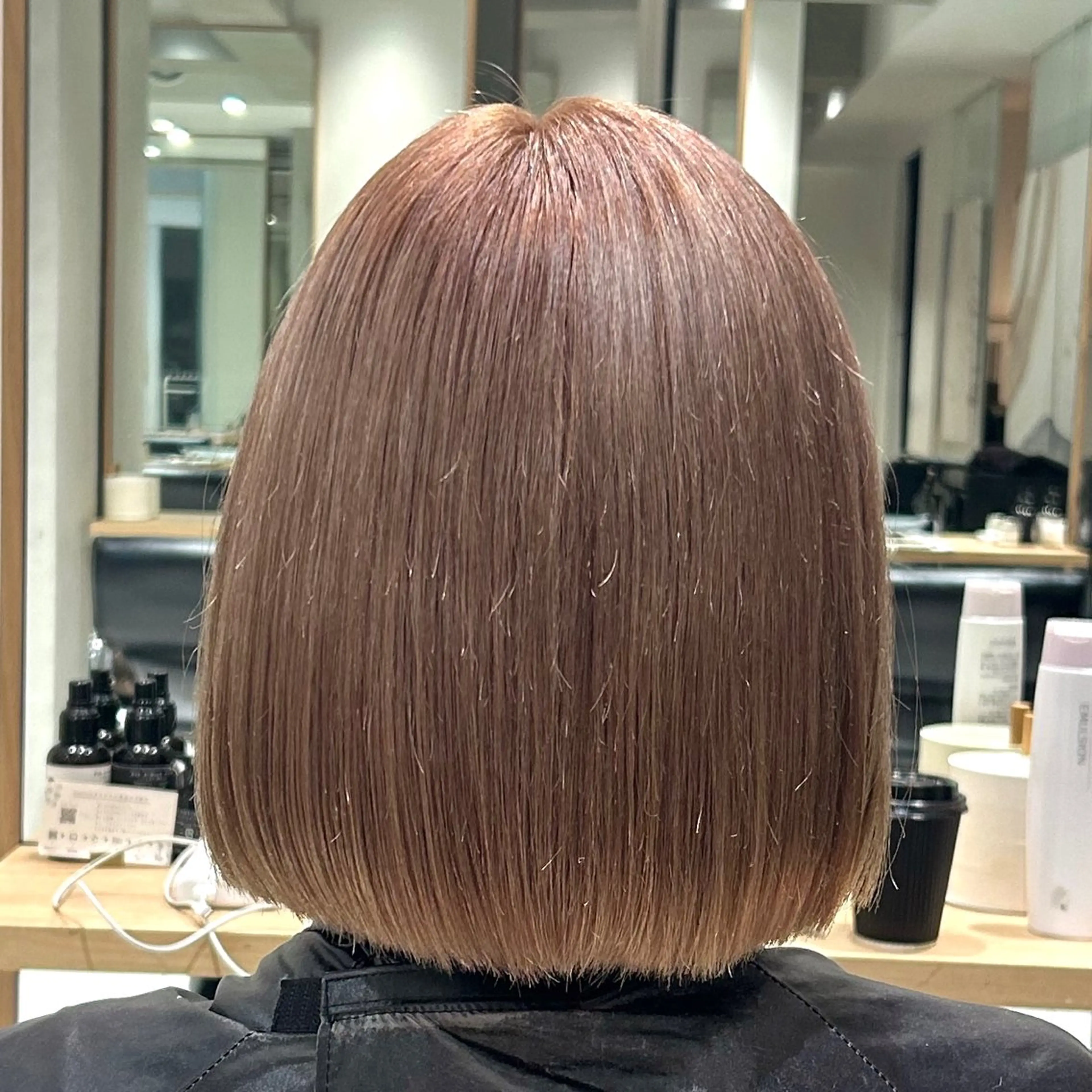 ショート ボブ ヘアカラー ︎︎🌟韓国艶カラー ︎🌟璃奈 (ﾘﾅ)のヘアスタイル