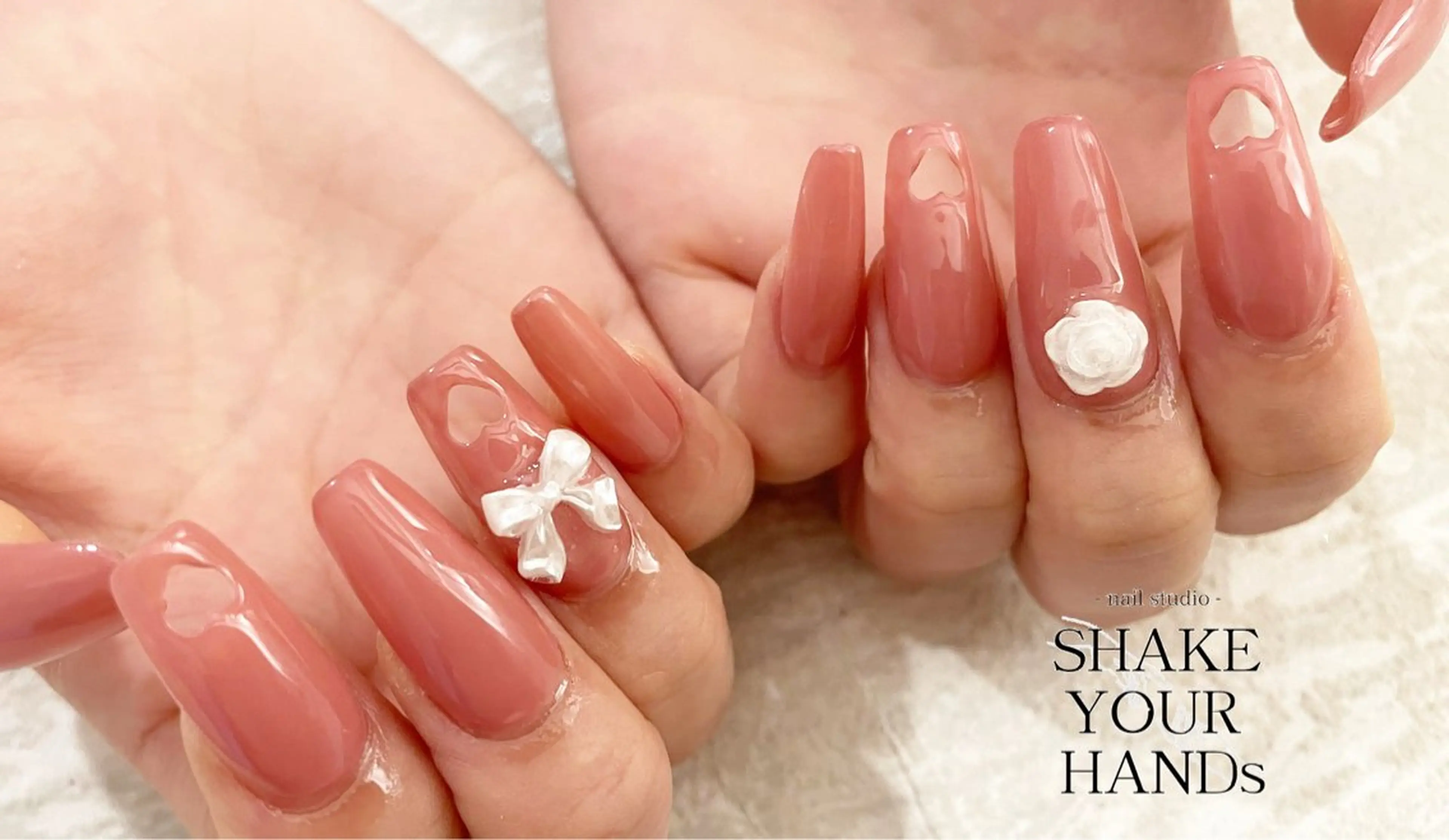 ネイル ハンドネイル ネイルスタジオ シェイクユアハンズのネイルデザイン