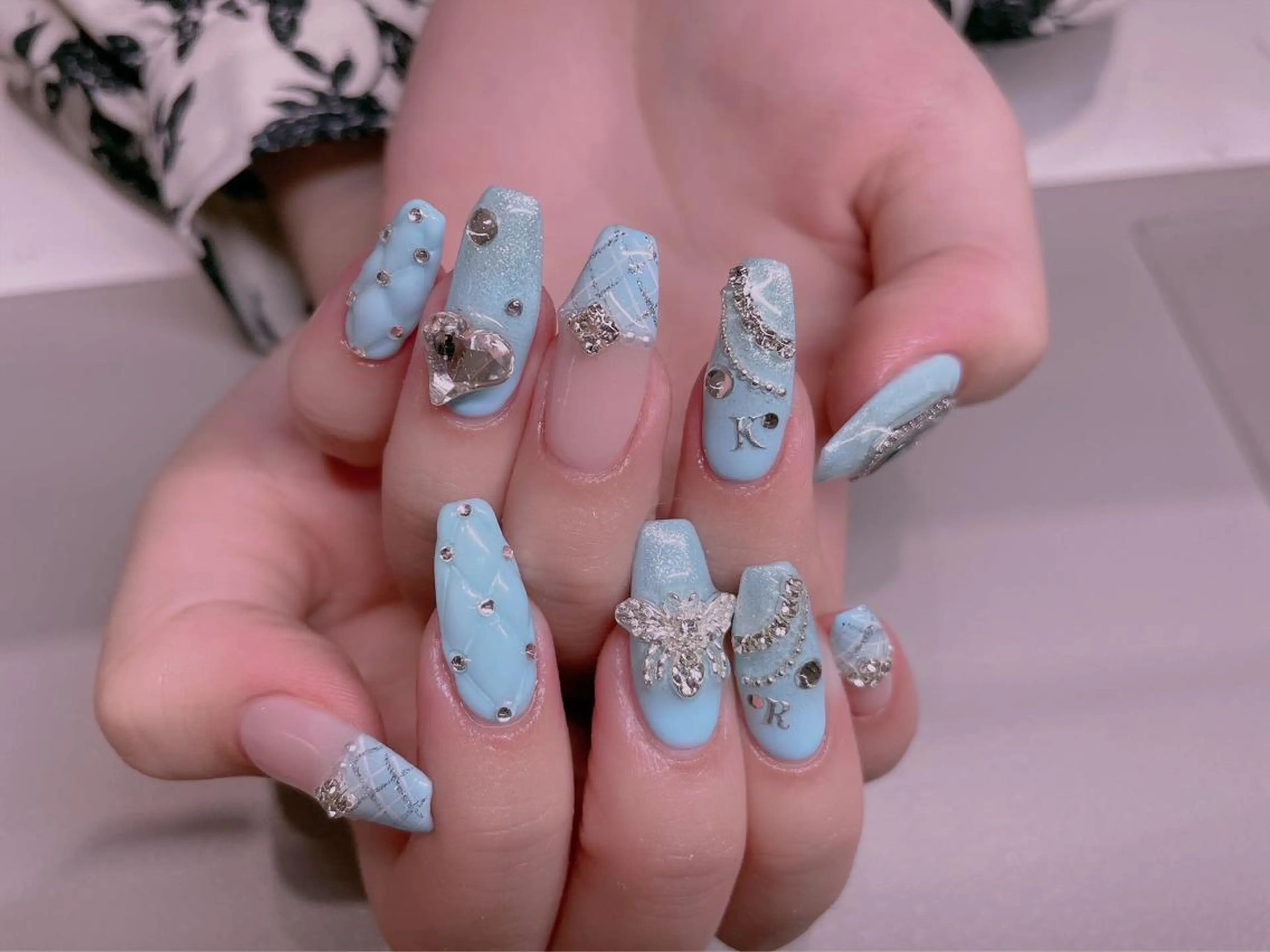 ネイル 美爪パラジェル導入店 Sunnilyのネイルデザイン