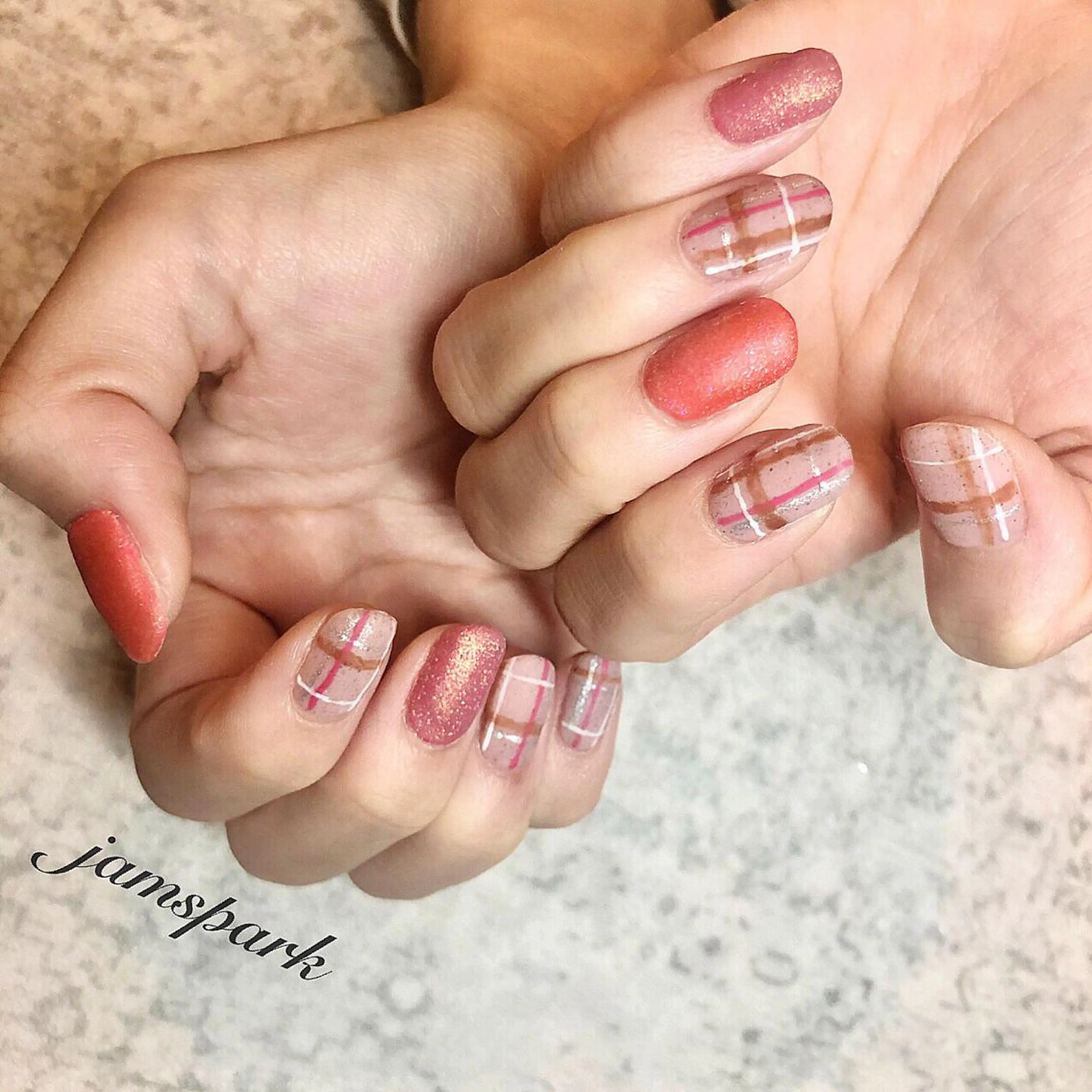 ネイル ジェルネイル ラメ(グリッター) マットネイル ニュアンスネイル ピンク ハンドネイル jamspark ✨のネイルデザイン
