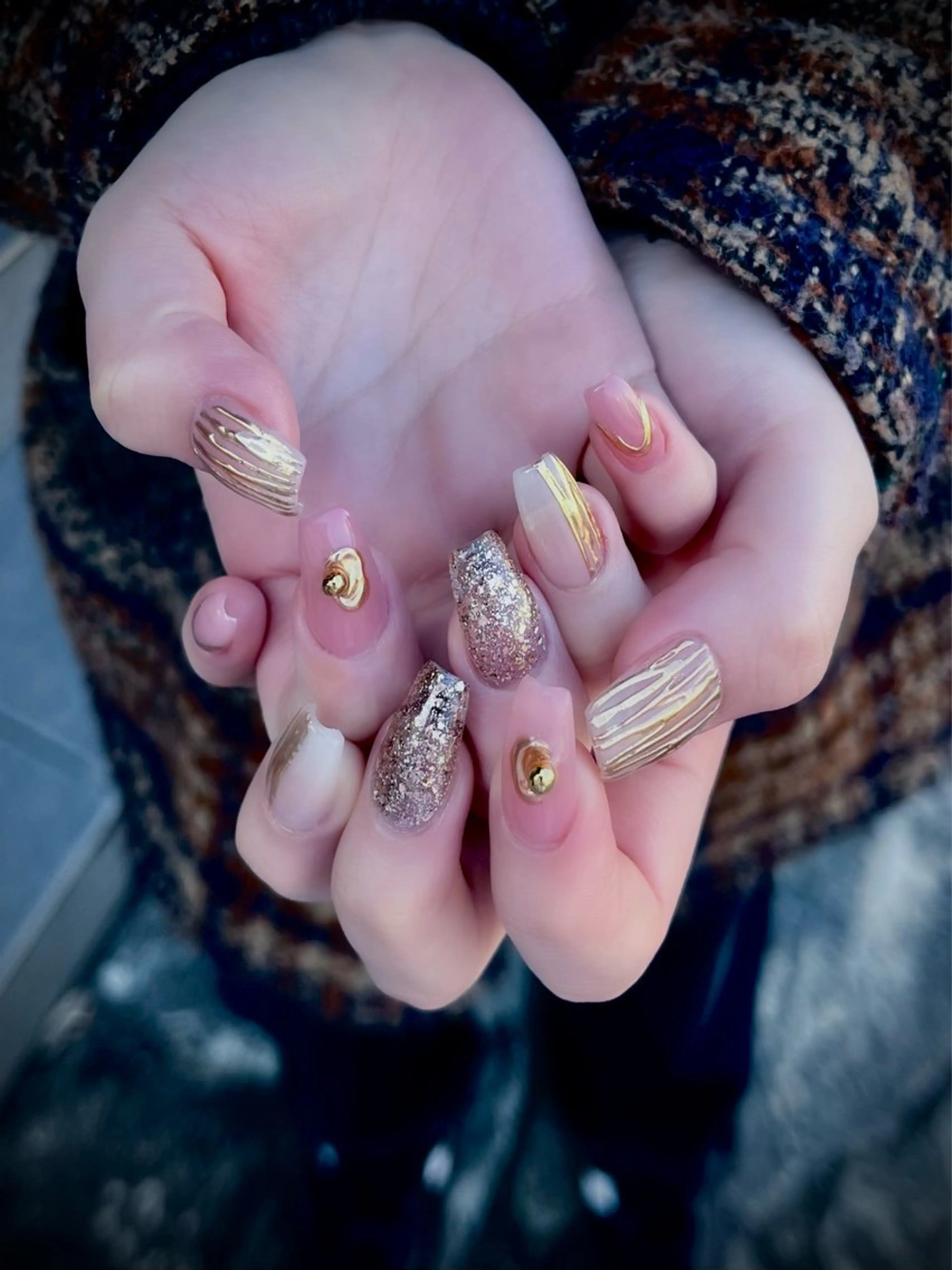 ネイル キラキラネイル マグネットネイル ワンカラーネイル スカルプネイル ワンホンネイル nine.🦋 YUKOのネイルデザイン