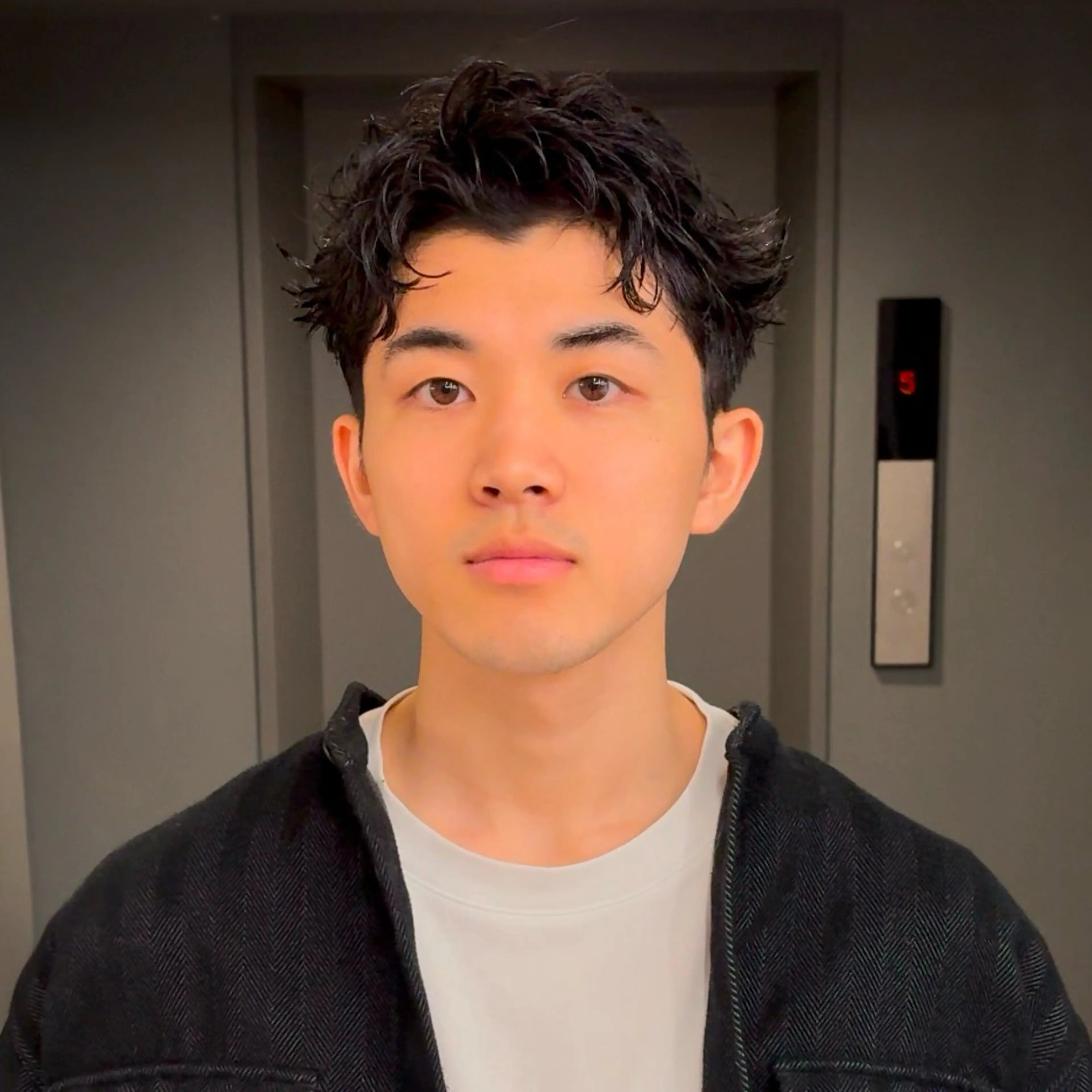 メンズ 33sasa大阪所属・小岩 隆樹のヘアスタイル