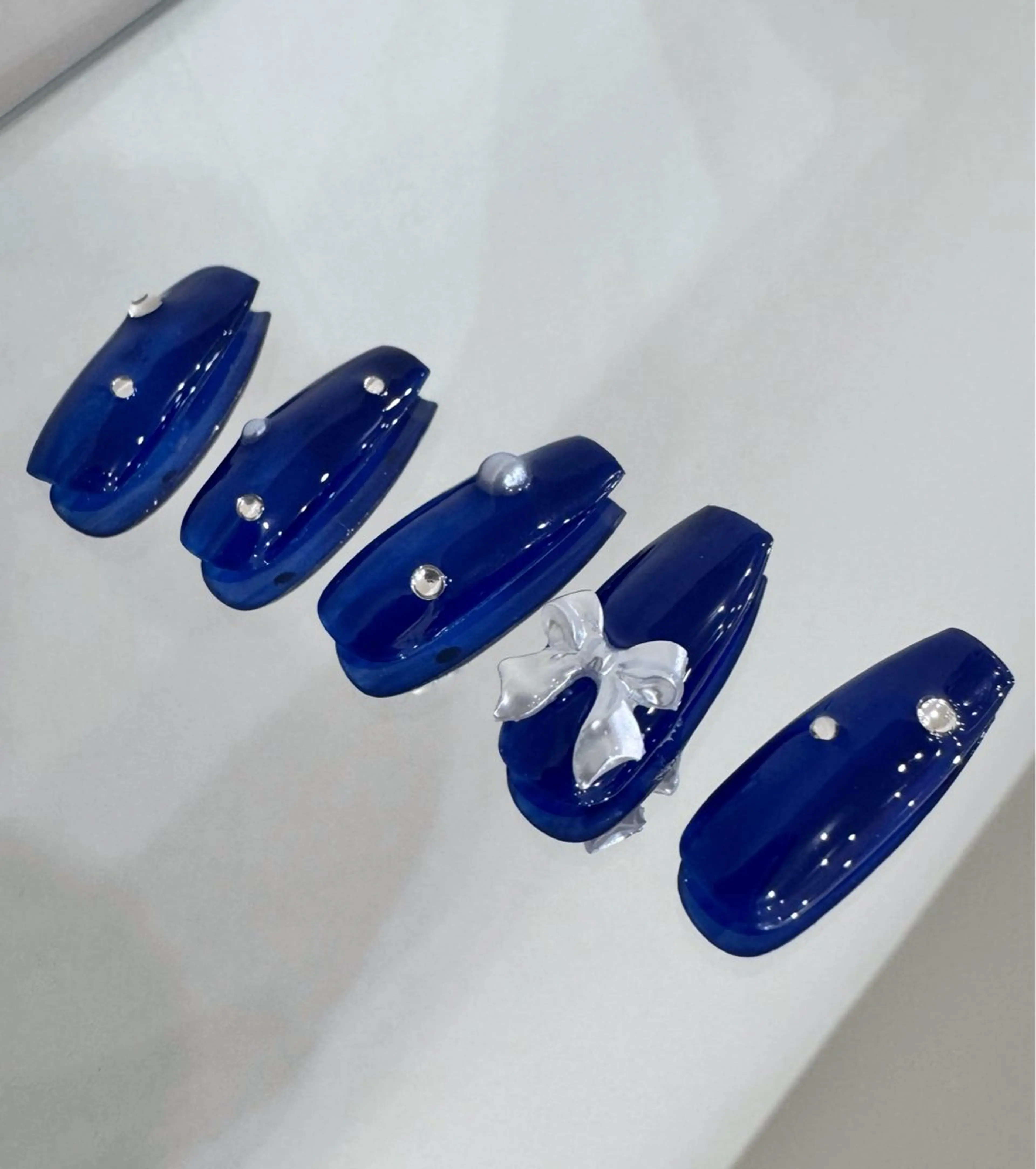 ネイル O. Maikaのネイルデザイン