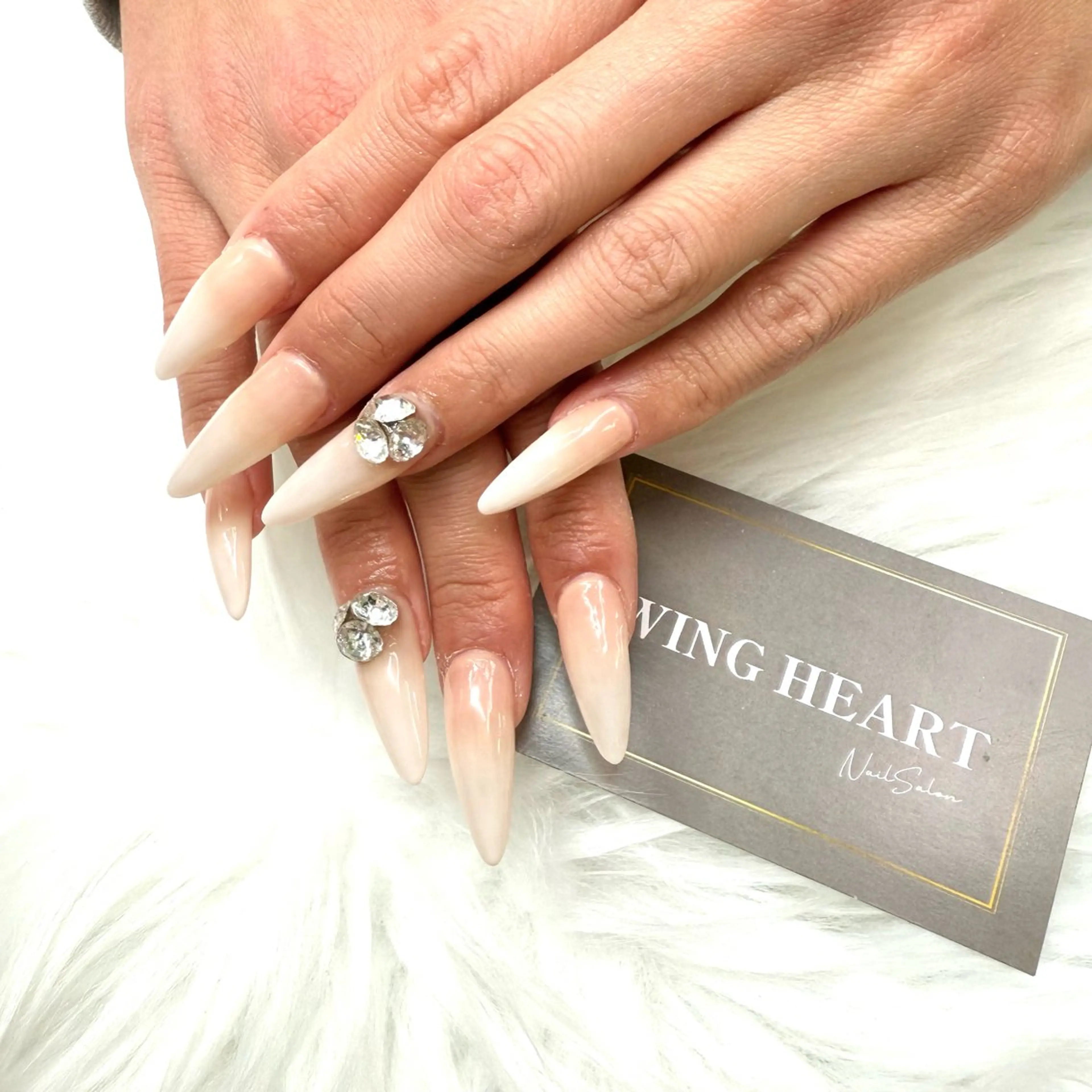 ネイル I. AYUMIのネイルデザイン