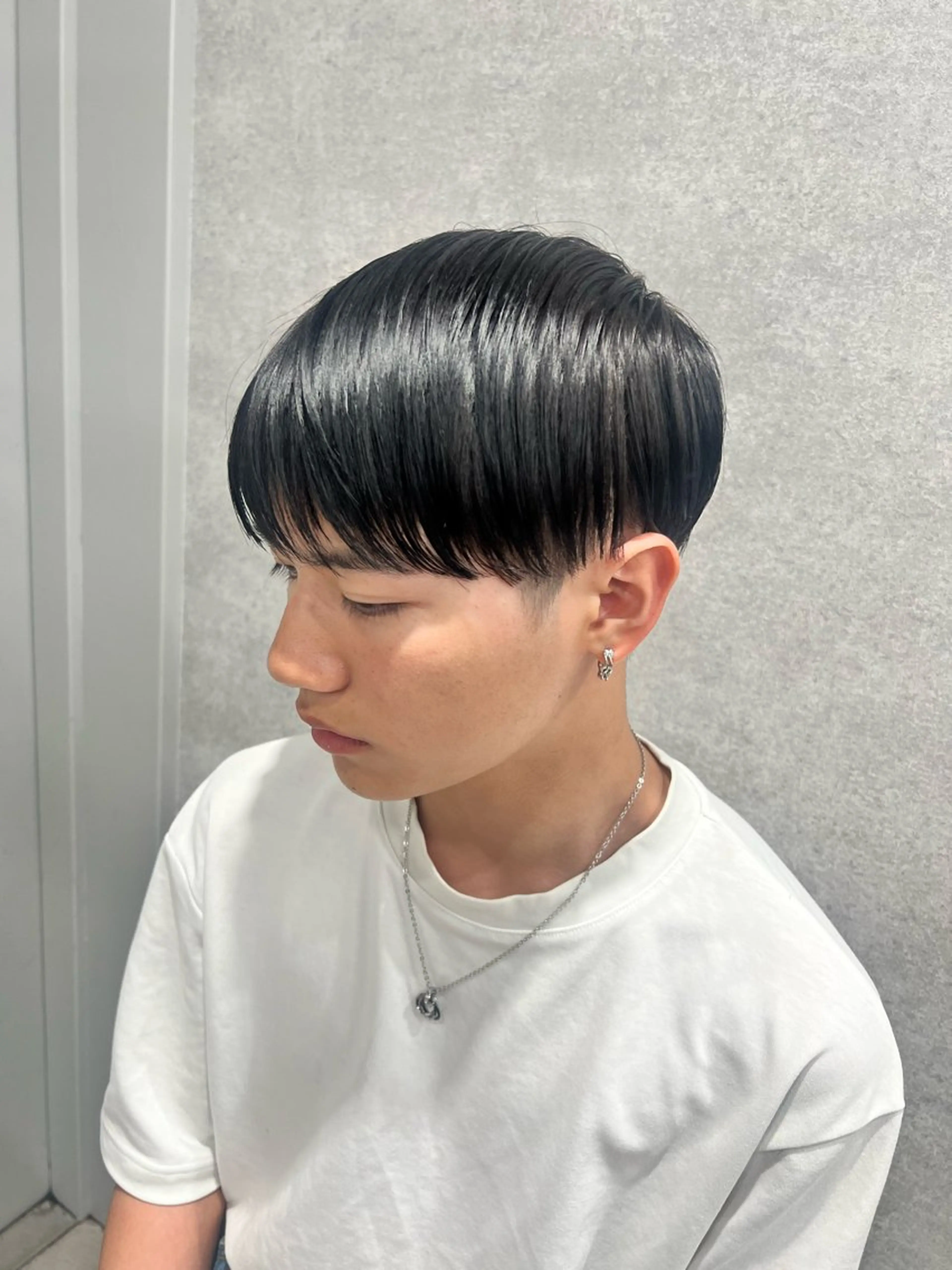 ショート カラー パーマ ヘアアレンジ メンズ センターパート メンズハイライト メンズメッシュ マッシュ メンズパーマ カット パーマ トリートメント ヘッドスパ ヘアセット 仕上がり満足度No. 1🔥BLUCK🔥のヘアスタイル