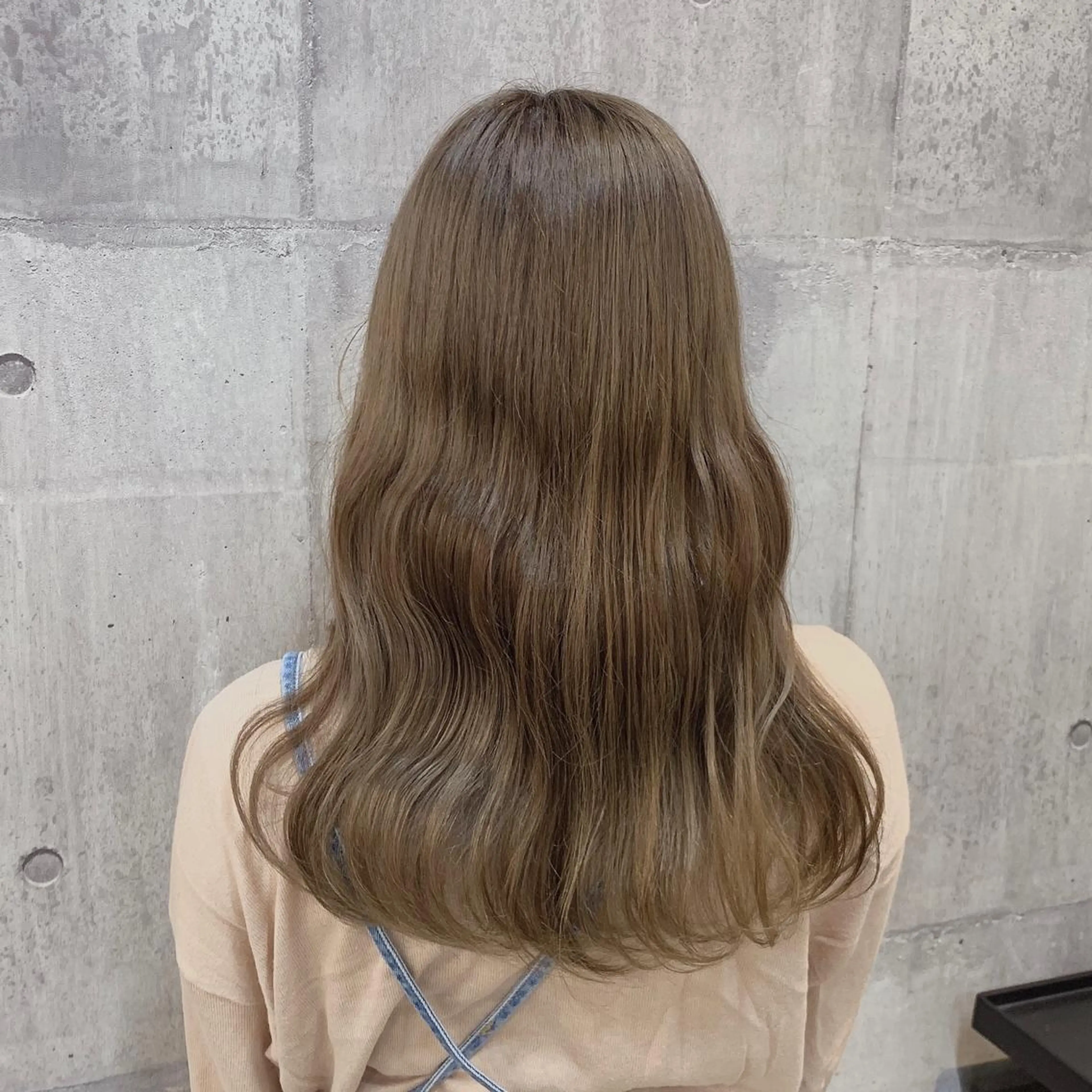 カラー いとう りょうたのヘアスタイル