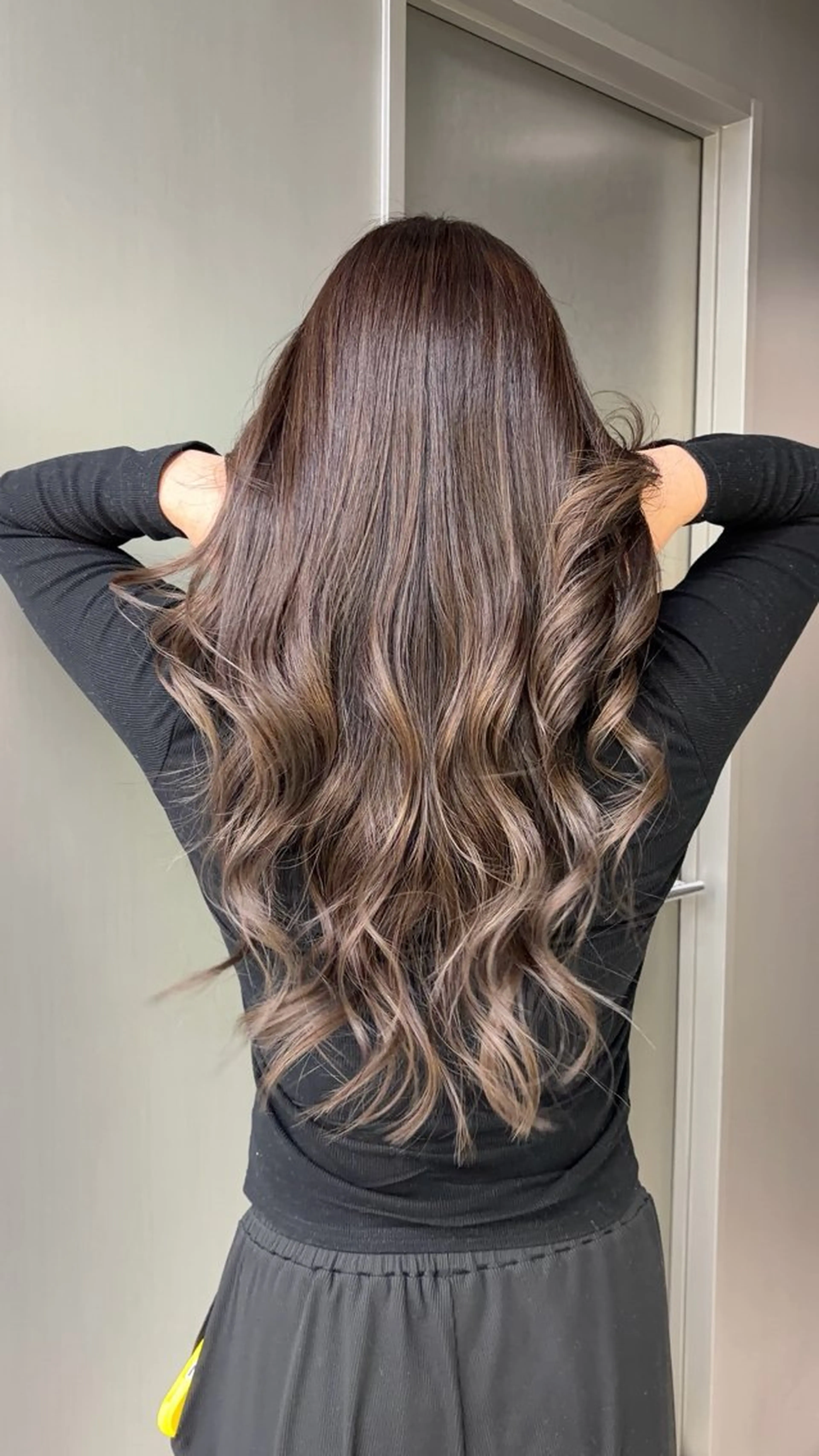ロング ヘアカラー ヘアセット 🫧バレイヤージュ/ ハイトーン/ミズキのヘアスタイル