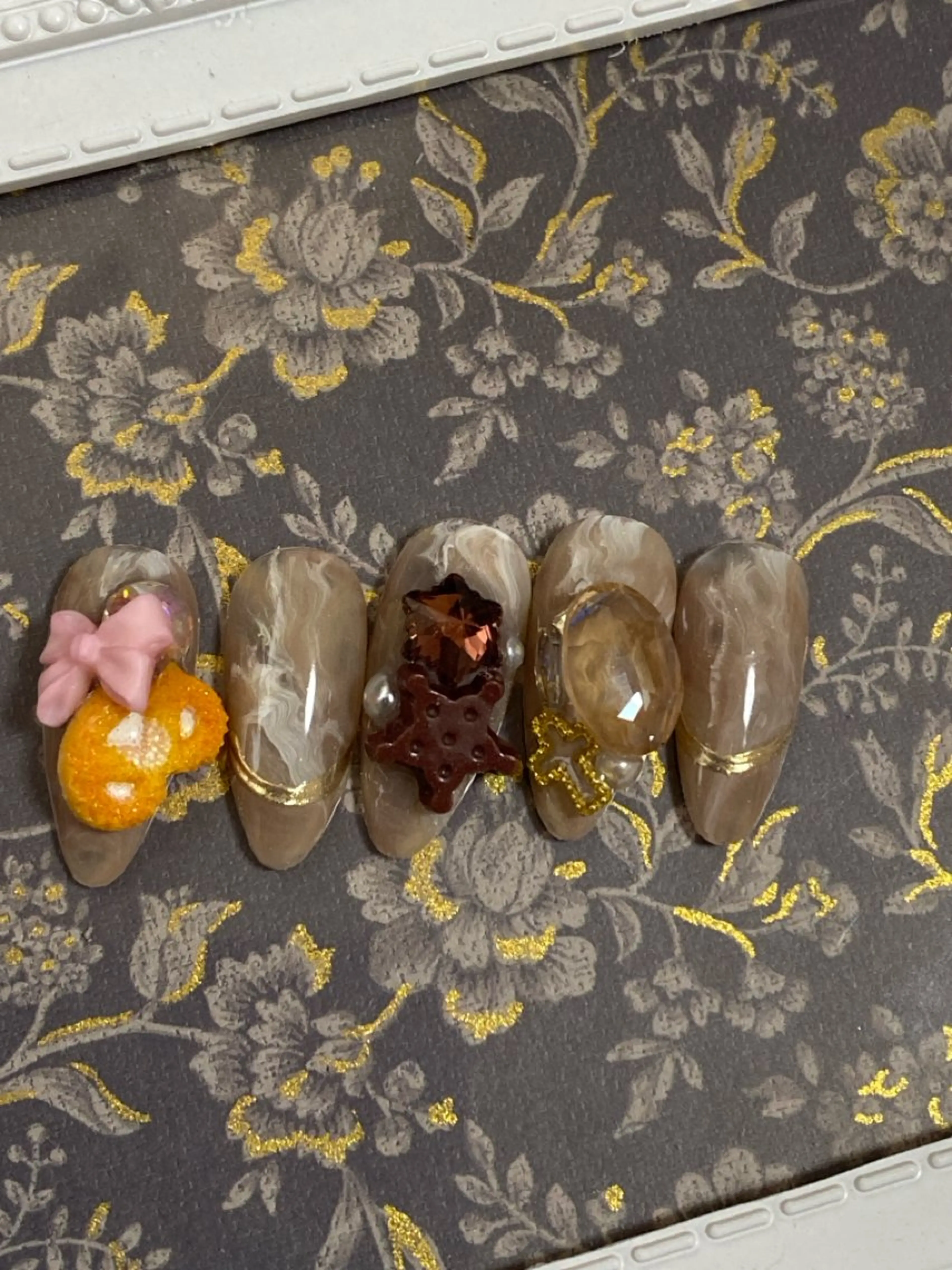 ネイル 大理石ネイル(マーブル) 自宅ネイルサロン ♦️nuance♦️のネイルデザイン