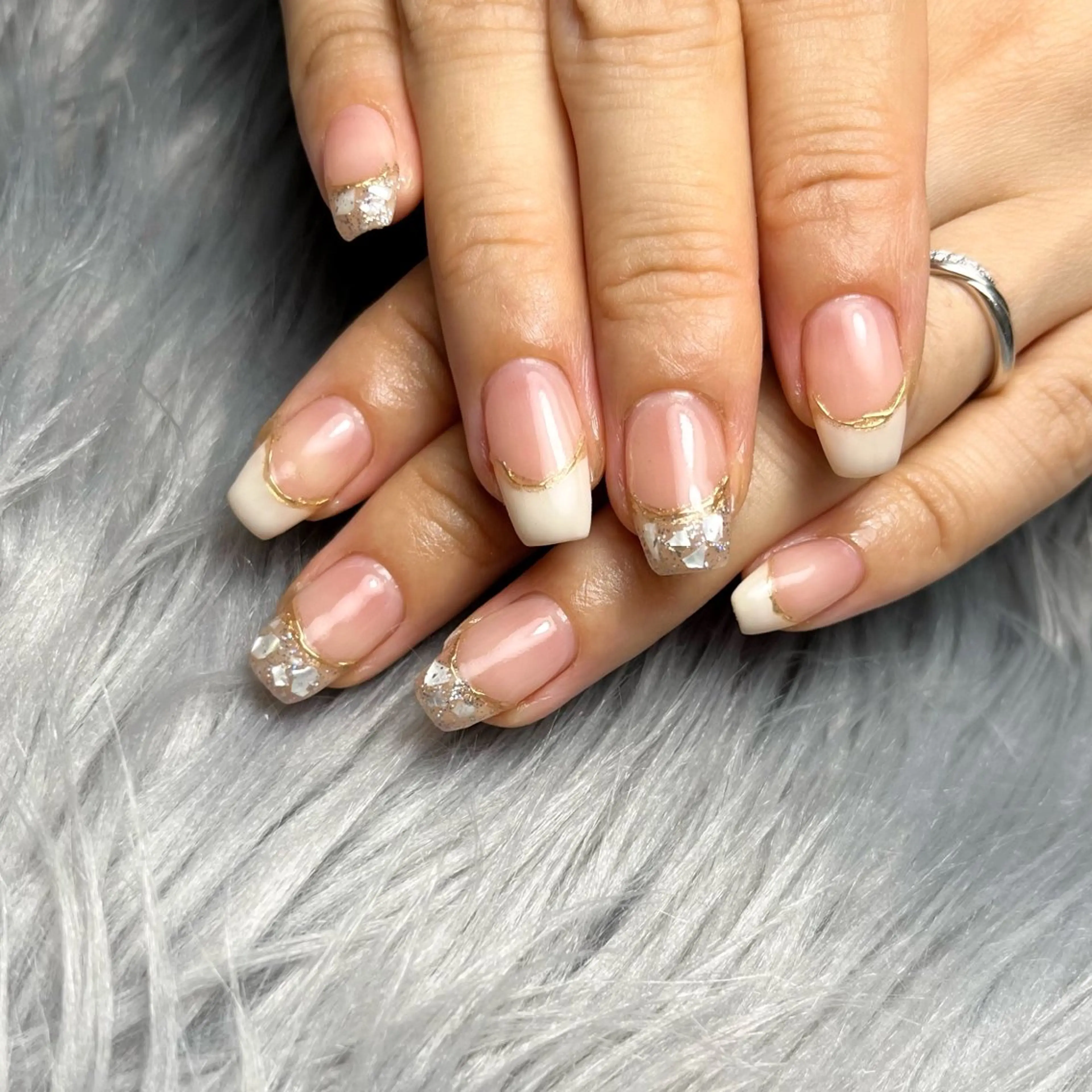 ネイル Laki nailのネイルデザイン