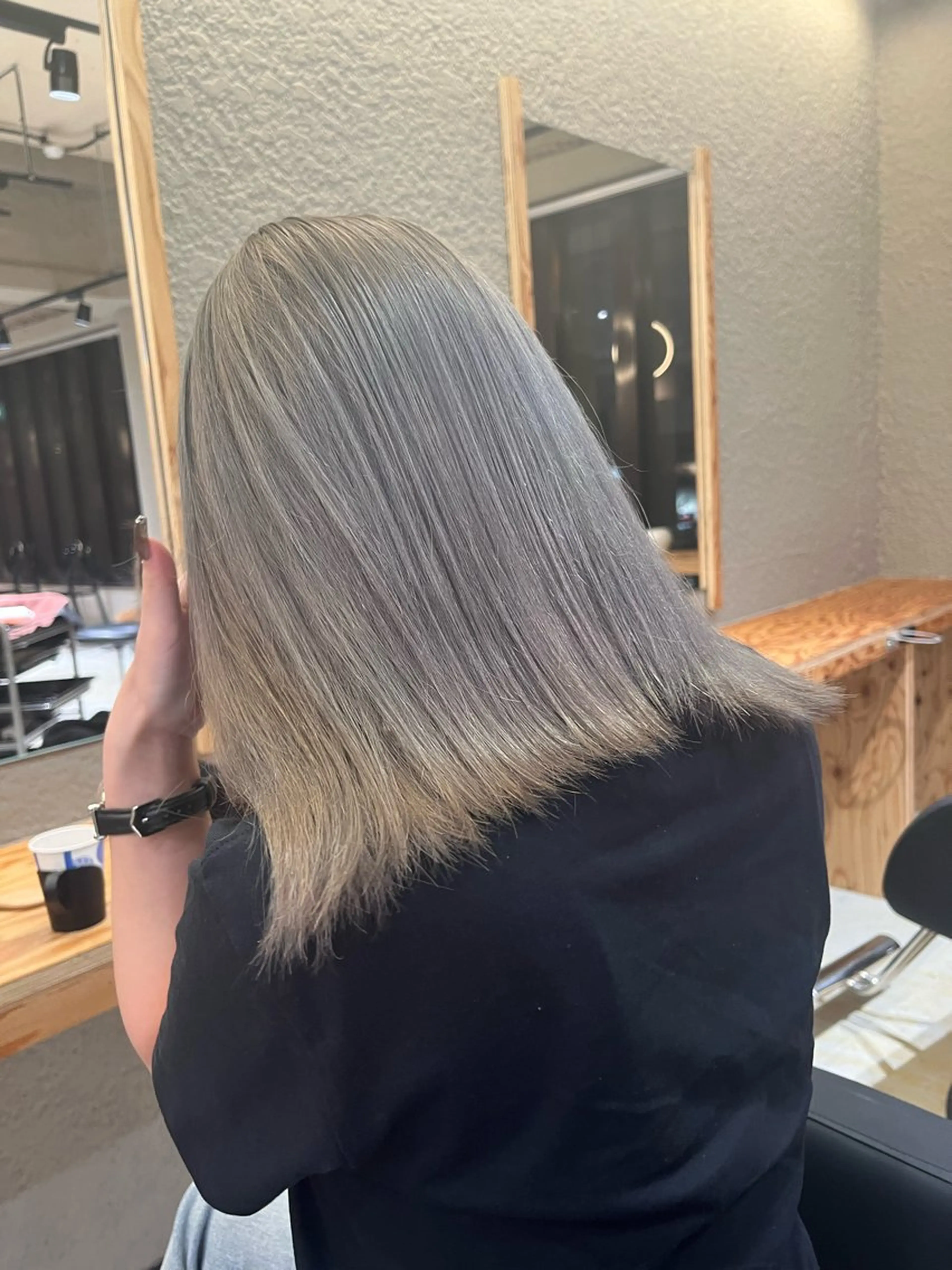 【❄️ダメージ94%offケアブリーチ使用❄️】《🌟ケアブリーチ（フル）＋フルカラー＋3srepハホニコTR付き🌟》の写真