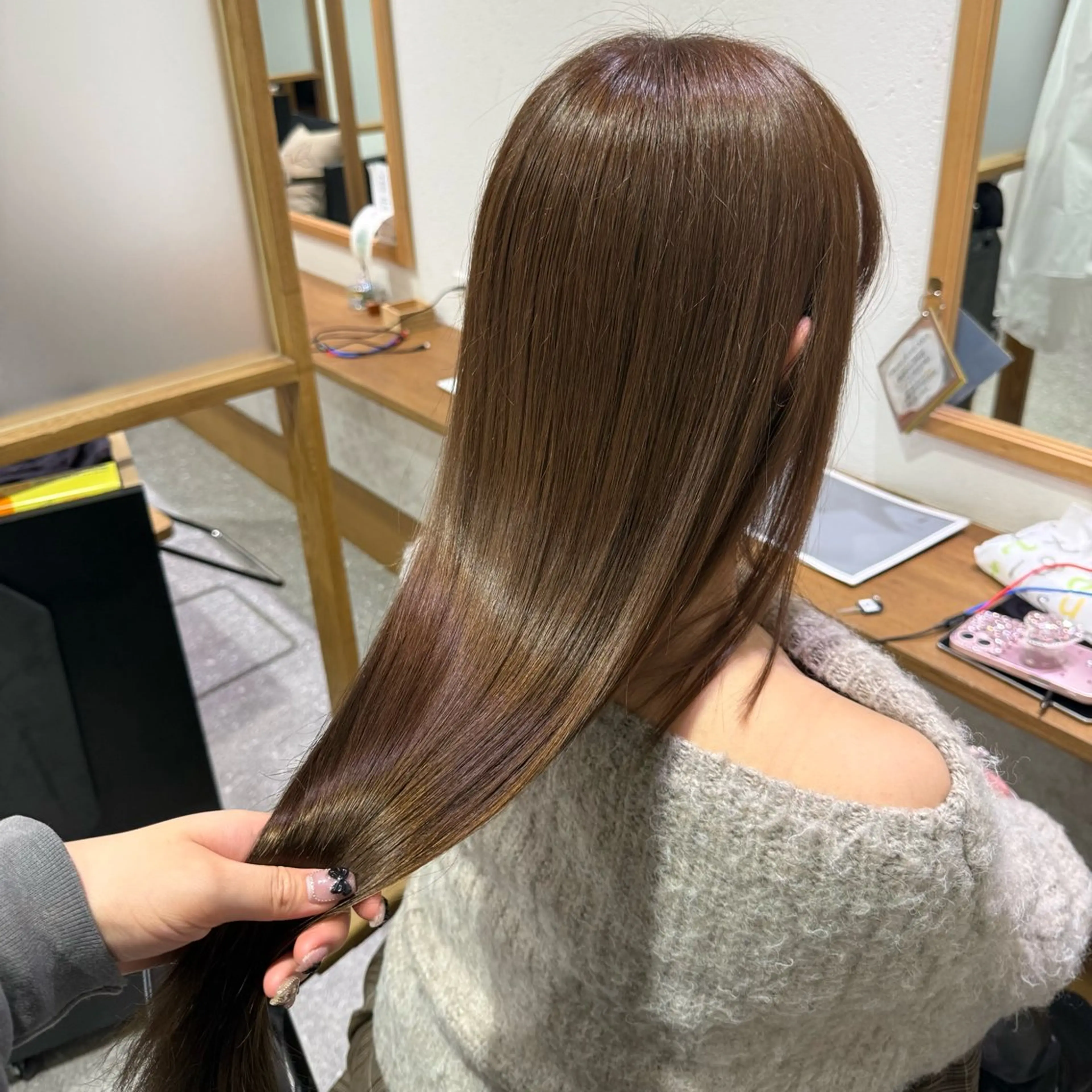 ロング カラー ヘアカラー ついざき はるかのヘアスタイル