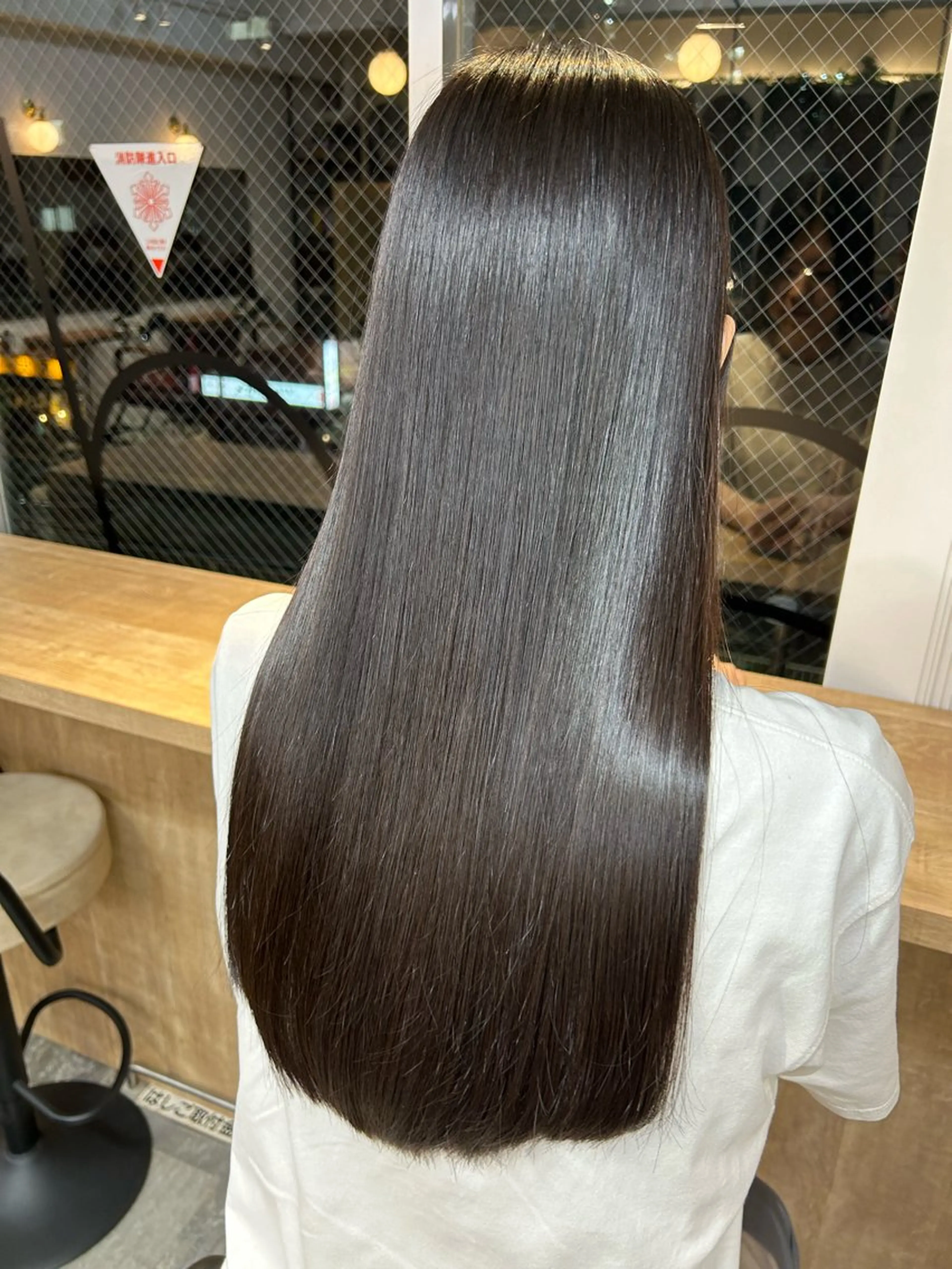 ロング カット ヘアカラー トリートメント 愛されハイトーン 🍓YURINAのヘアスタイル