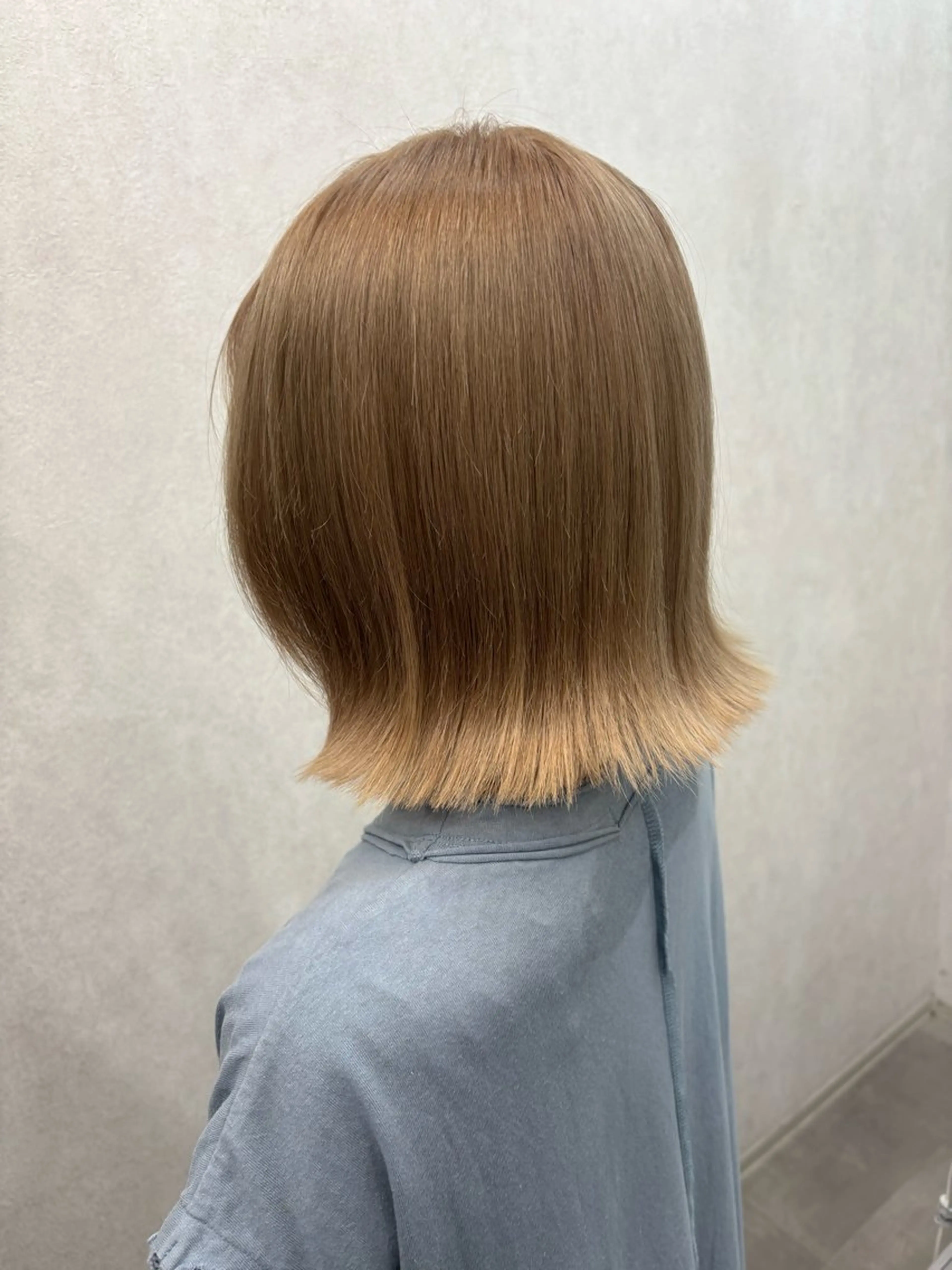 ミディアム カラー 水島 悠香子のヘアスタイル