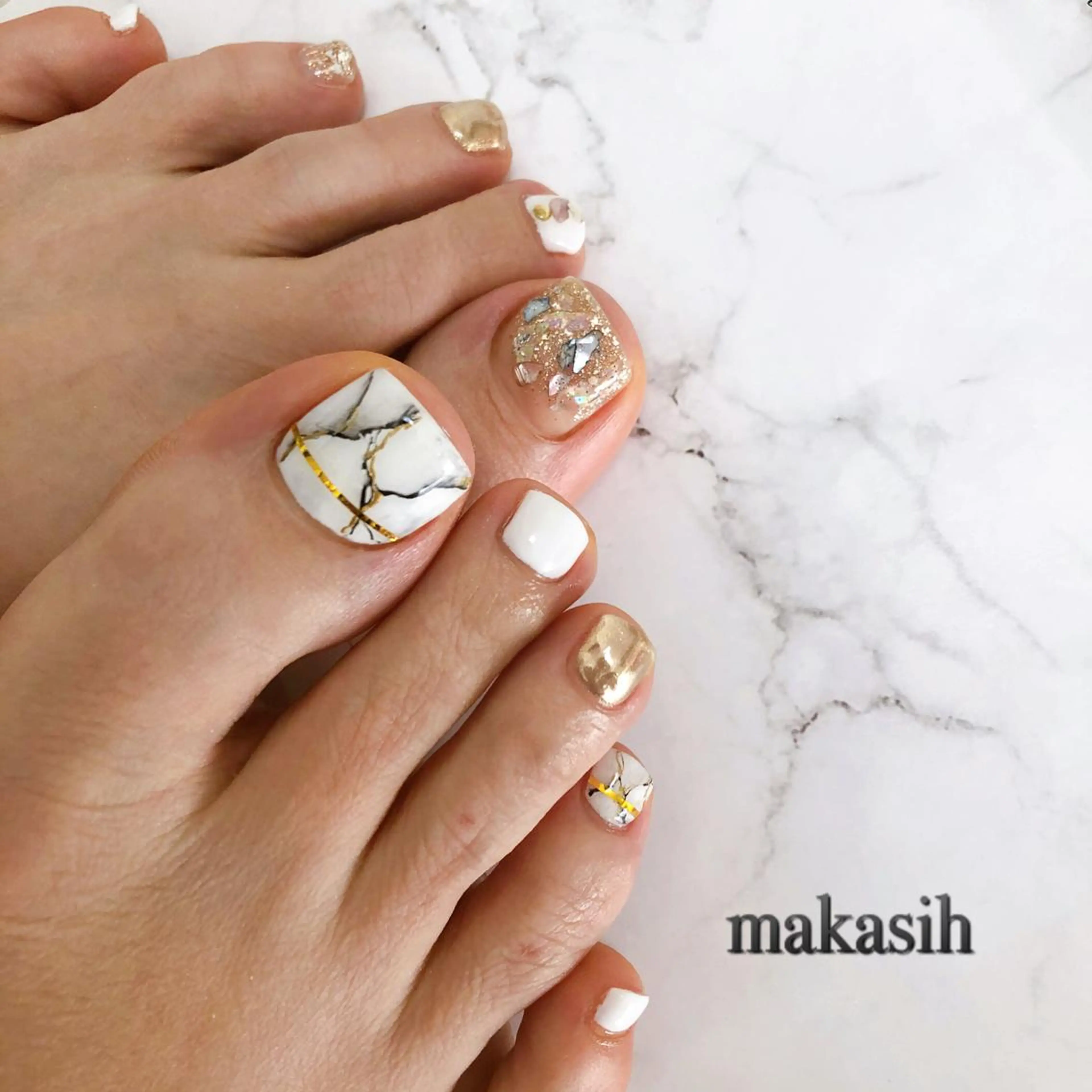 ネイル フットネイル 大理石ネイル(マーブル) 濱田 美菜子のエステ・リラクイメージ